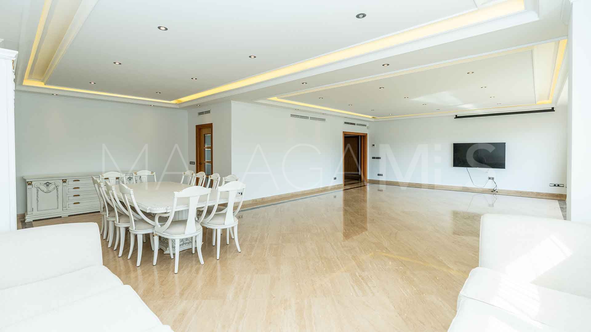 Takvåning for sale in El Embrujo Banús