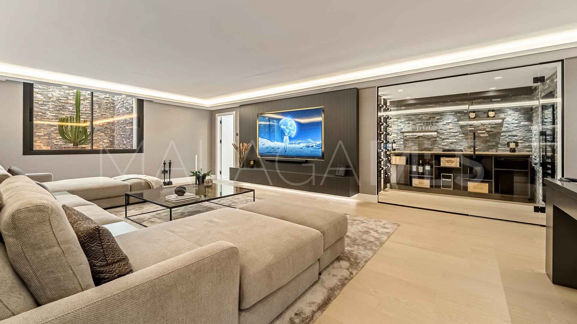 Villa for sale in Rocio de Nagüeles