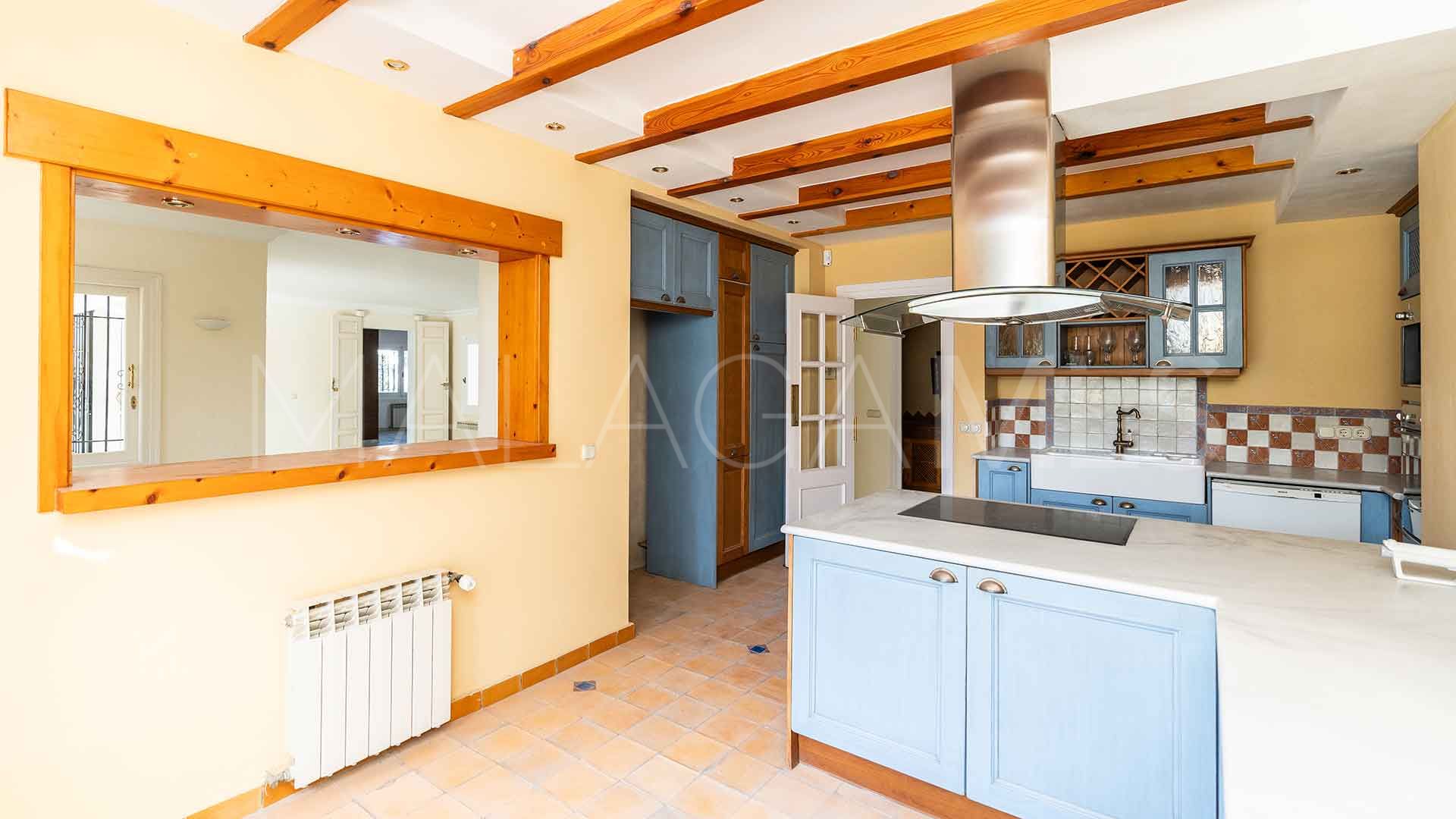 Villa for sale in El Paraiso Playa