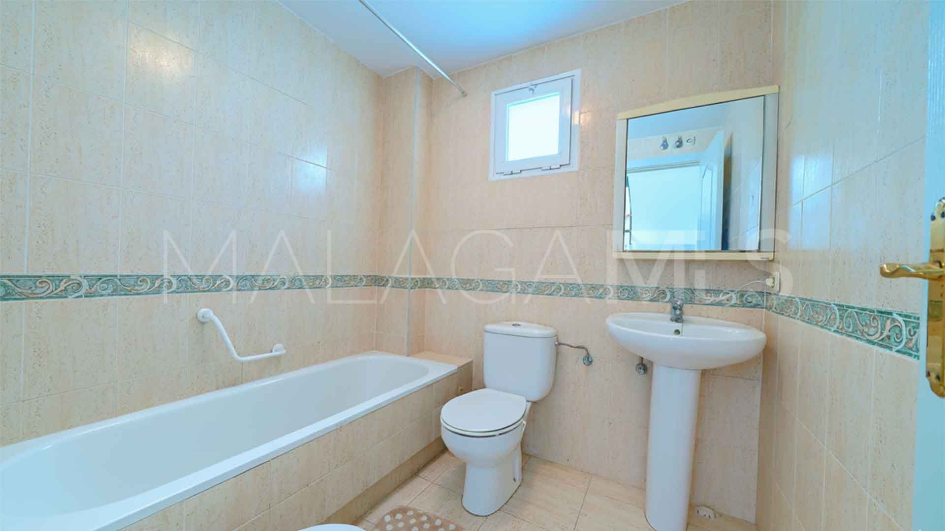 Nagüeles, adosado for sale with 4 bedrooms