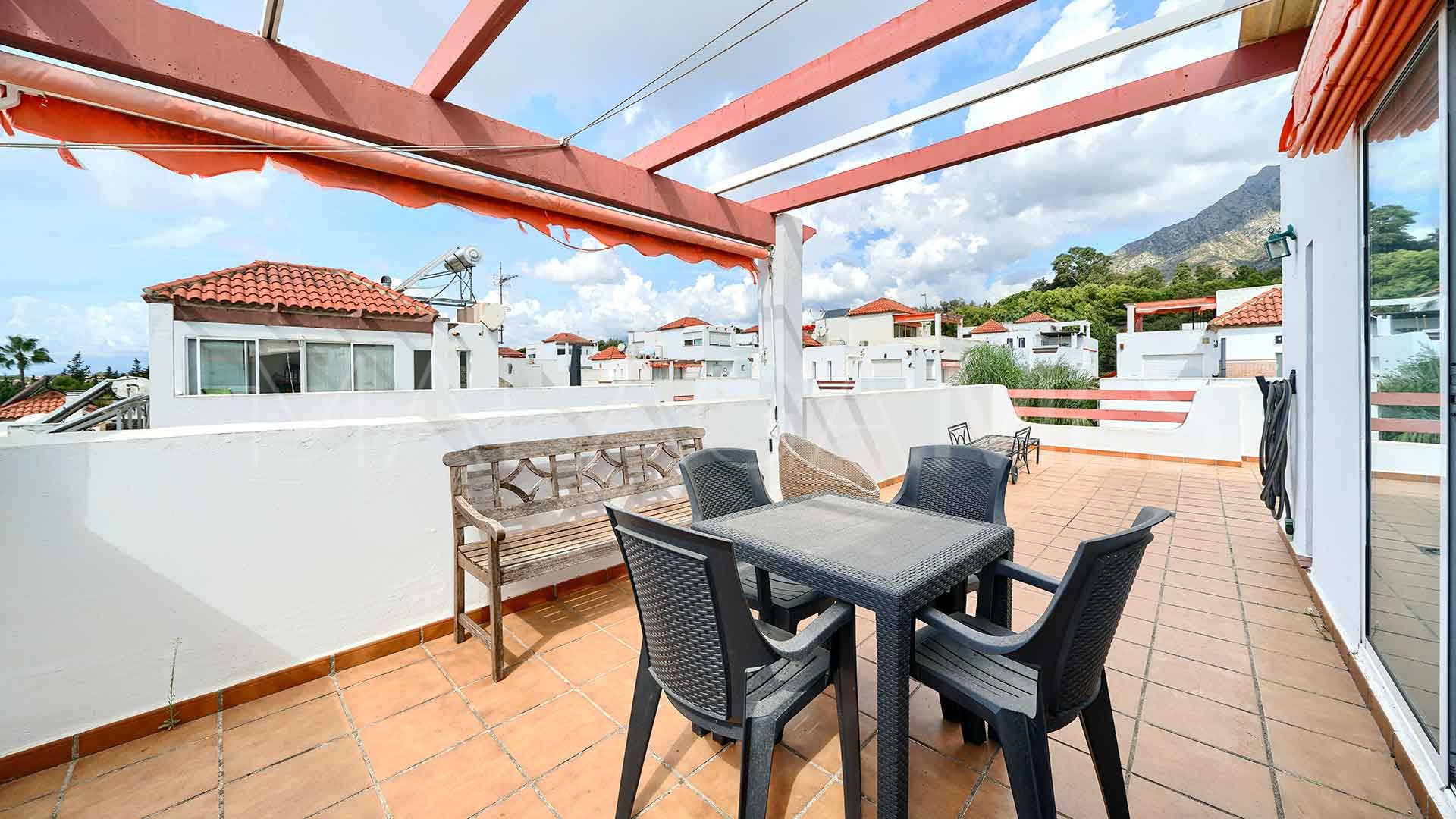 Nagüeles, adosado for sale with 4 bedrooms