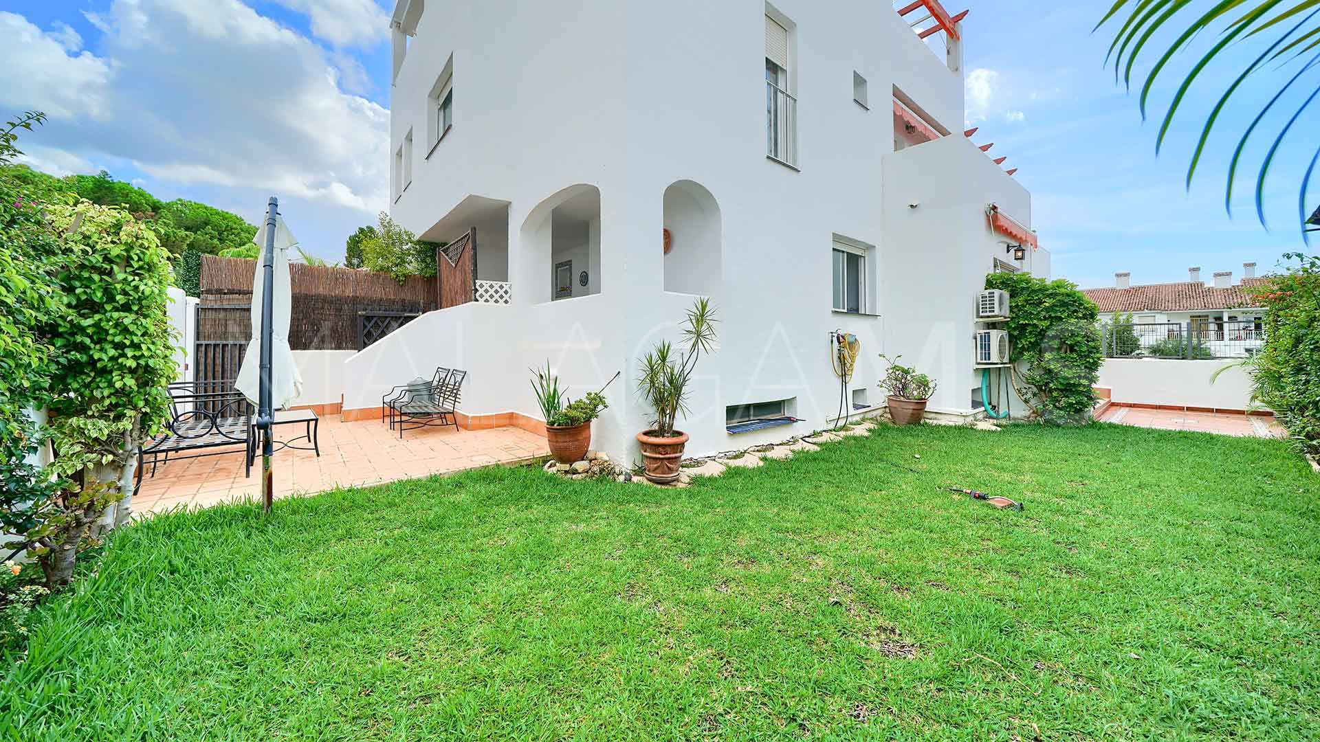 Nagüeles, adosado for sale with 4 bedrooms