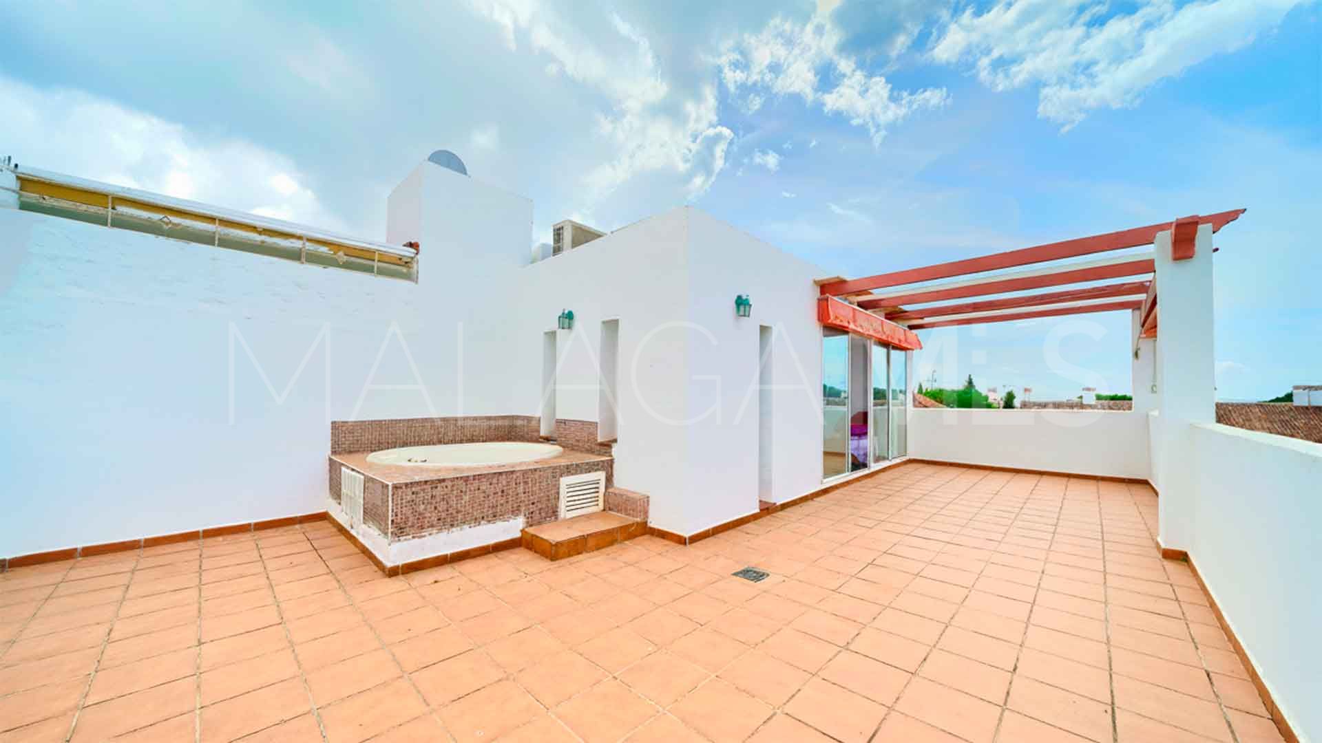 Nagüeles, adosado for sale with 4 bedrooms