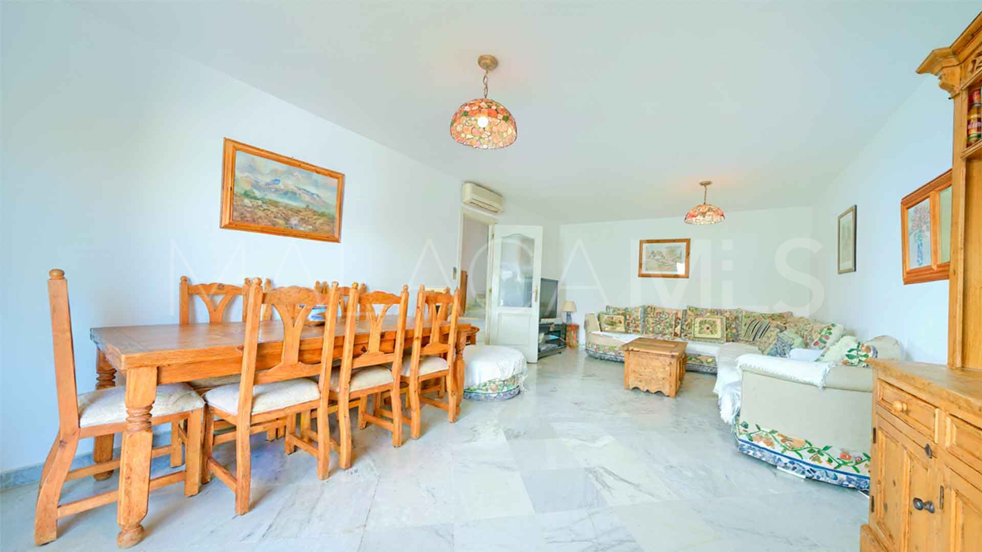 Nagüeles, adosado for sale with 4 bedrooms