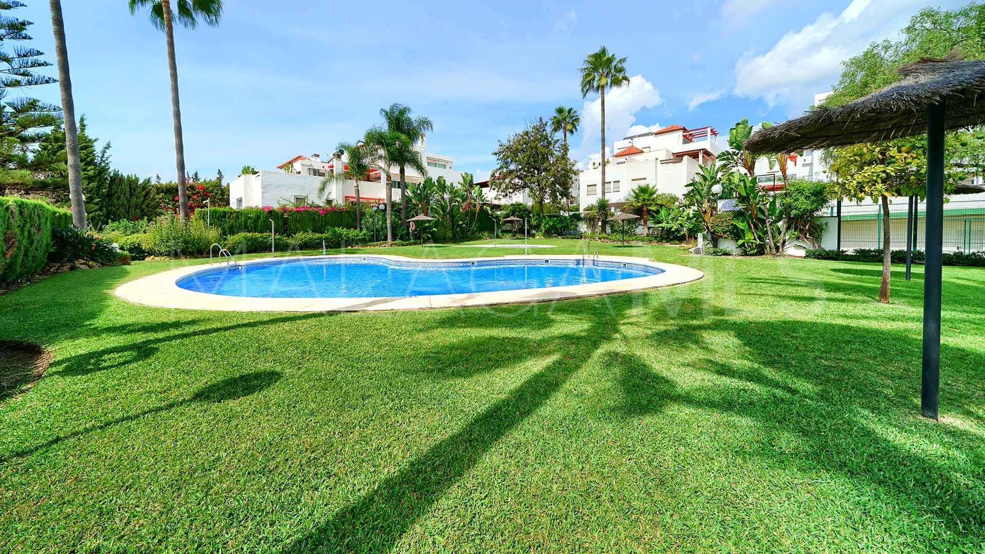 Nagüeles, adosado for sale with 4 bedrooms