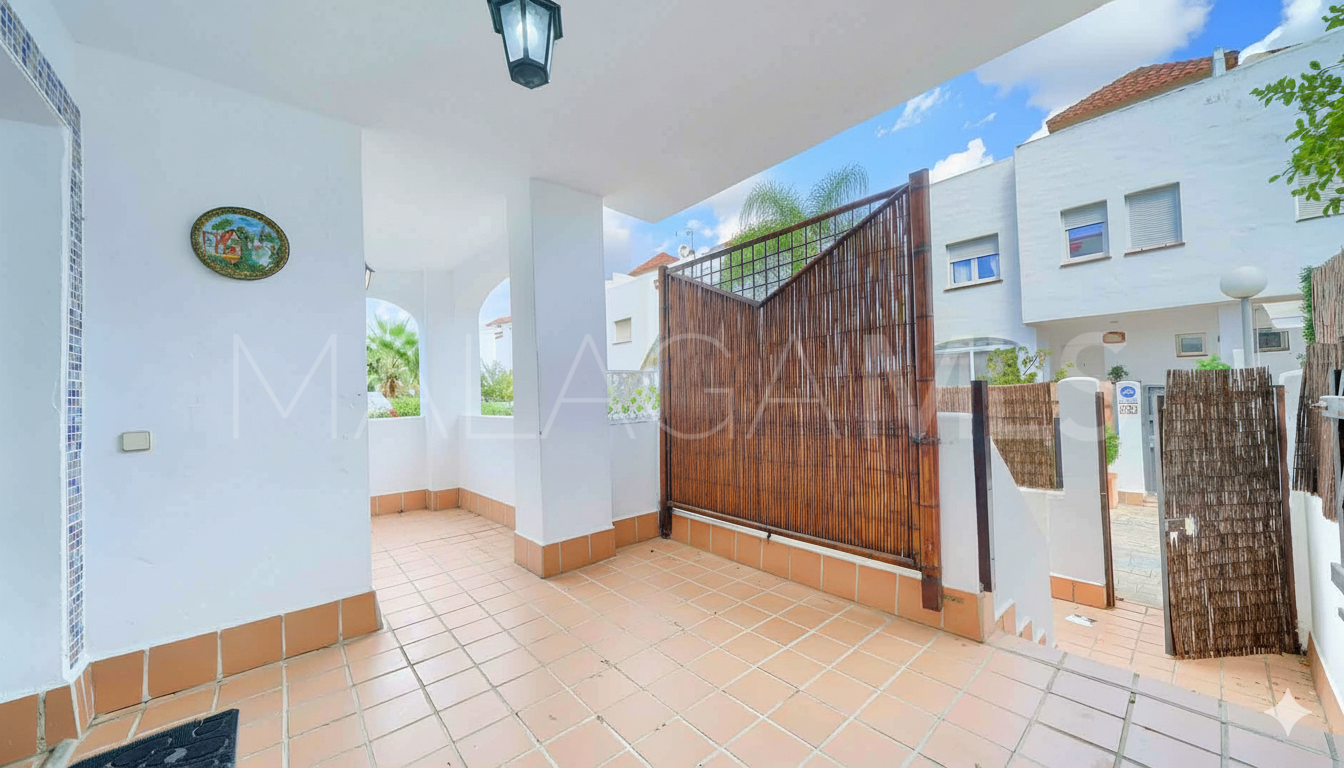 Nagüeles, adosado for sale with 4 bedrooms
