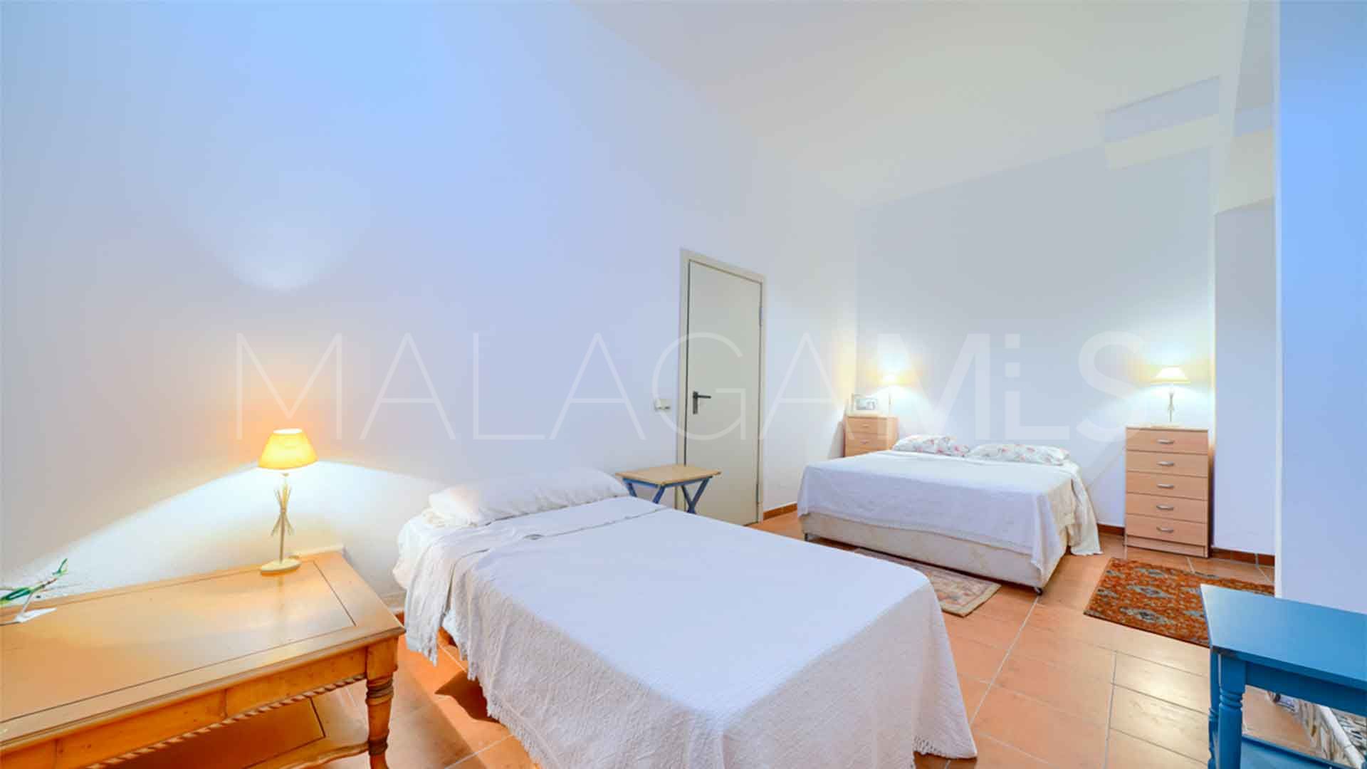 Nagüeles, adosado for sale with 4 bedrooms