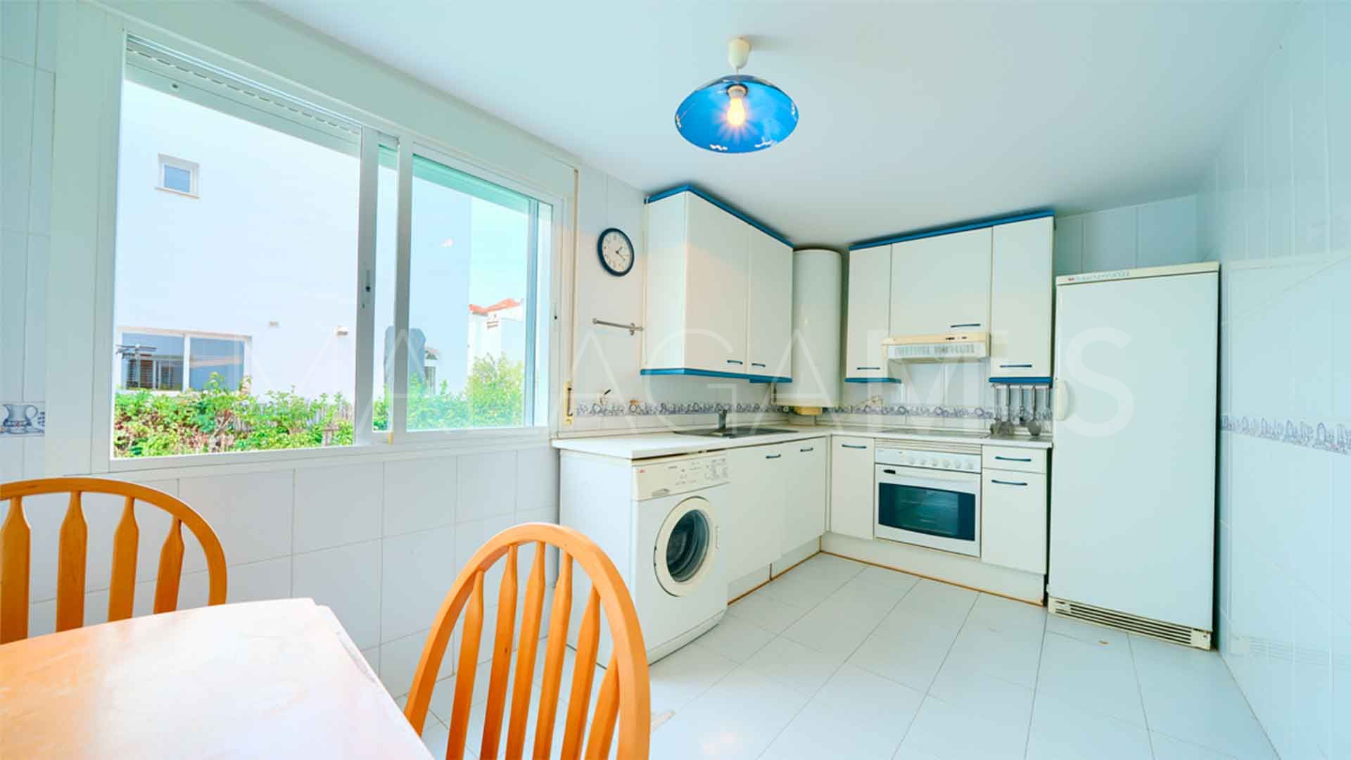 Nagüeles, adosado for sale with 4 bedrooms