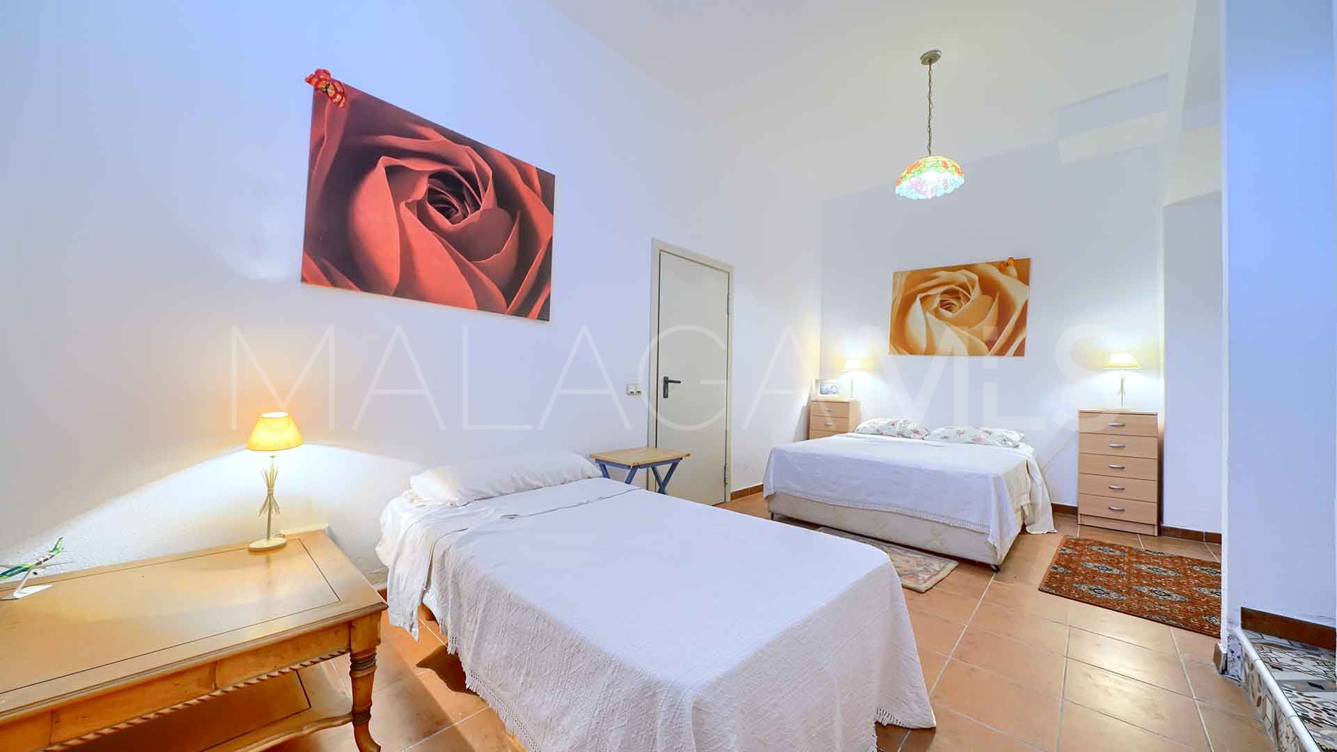 Nagüeles, adosado for sale with 4 bedrooms