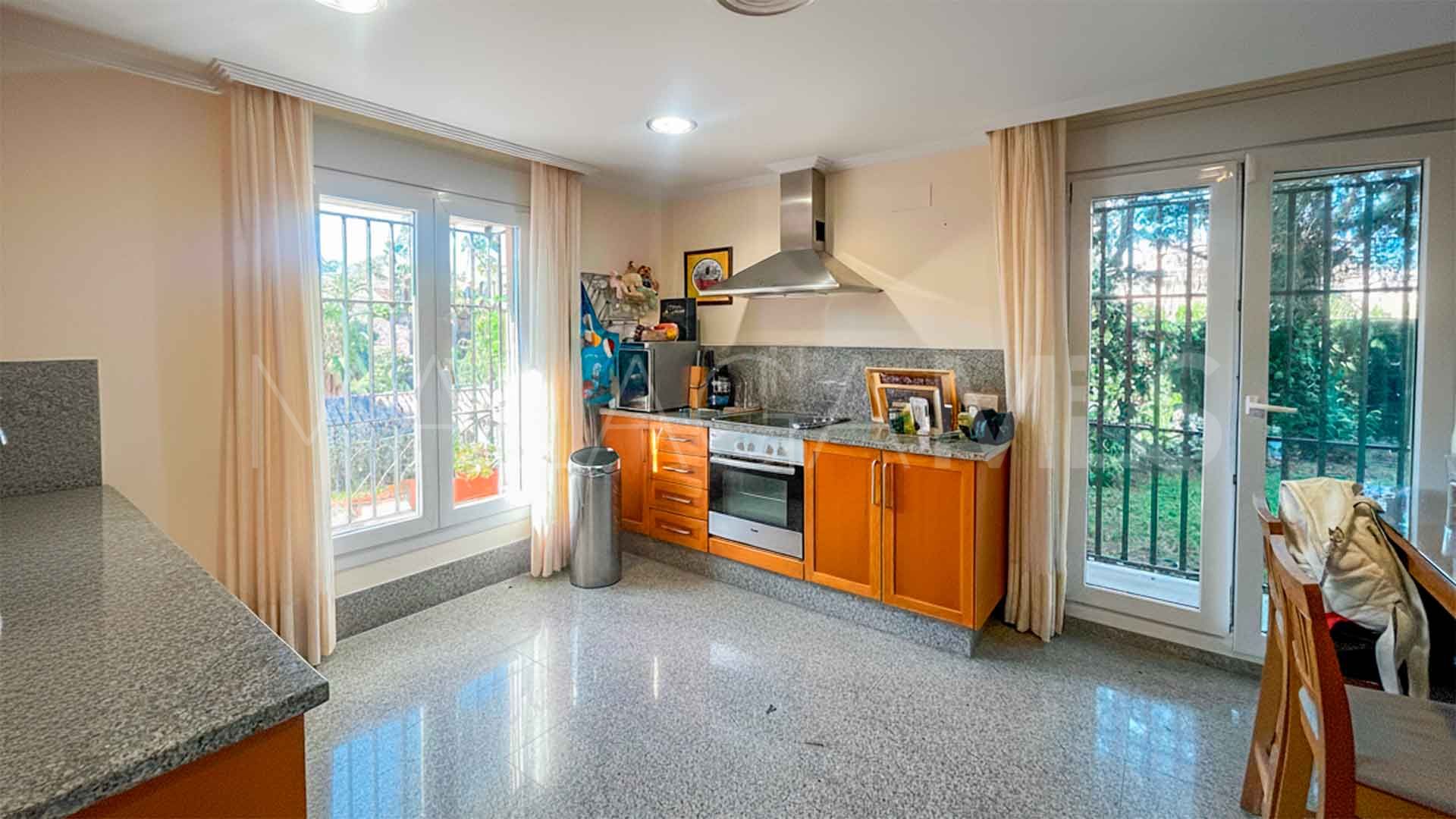Parhus for sale in Santa Clara