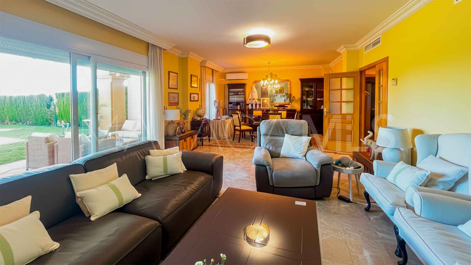 Parhus for sale in Santa Clara