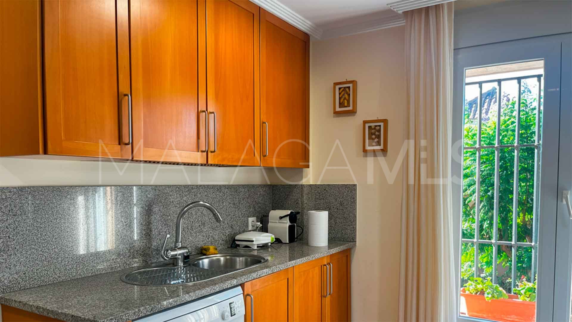 Parhus for sale in Santa Clara