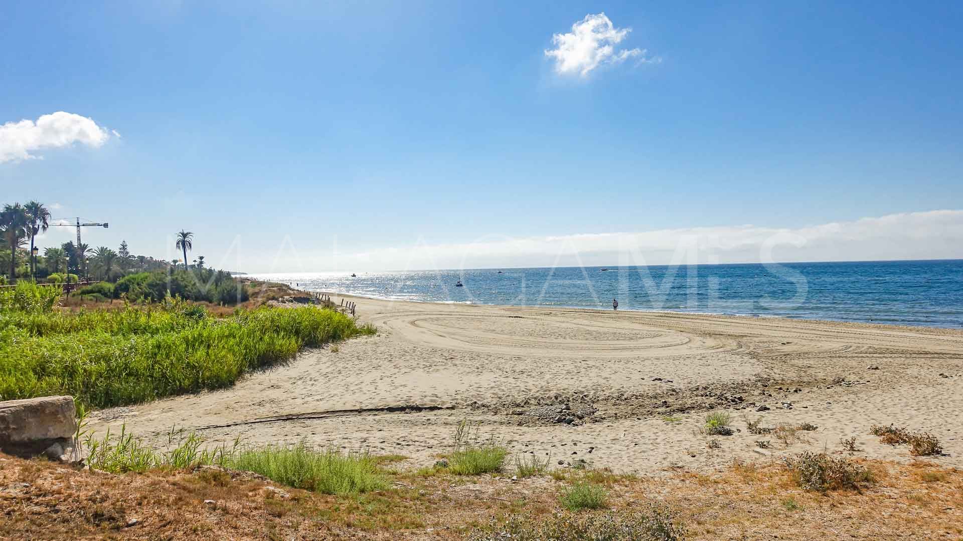 Wohnung for sale in Golf Gardens