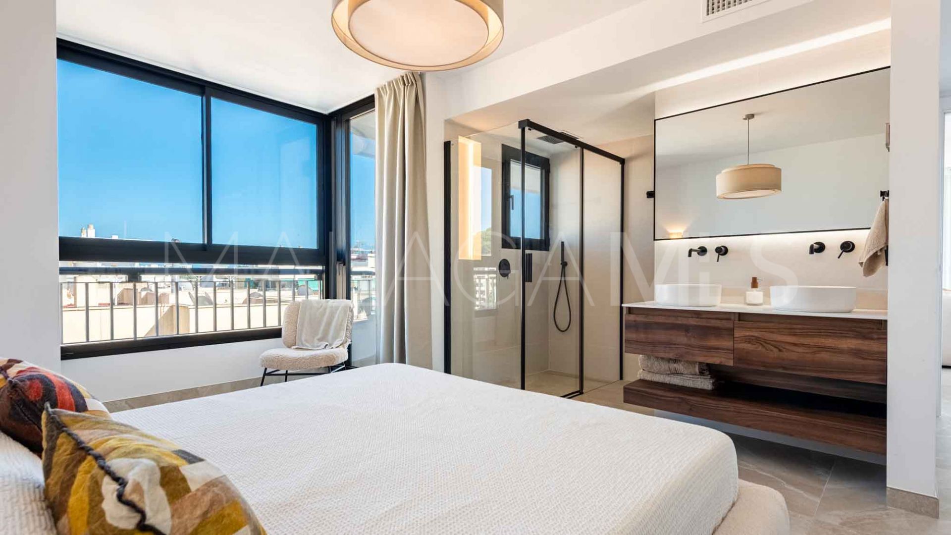 For sale penthouse in Marbella City