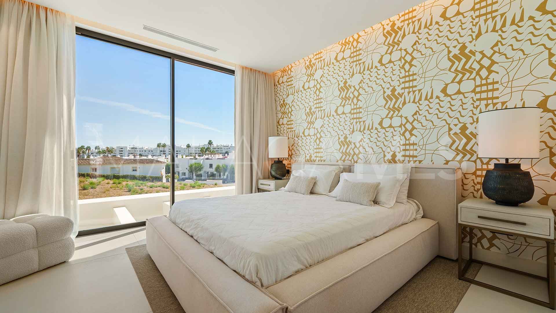 Villa for sale in Linda Vista Baja