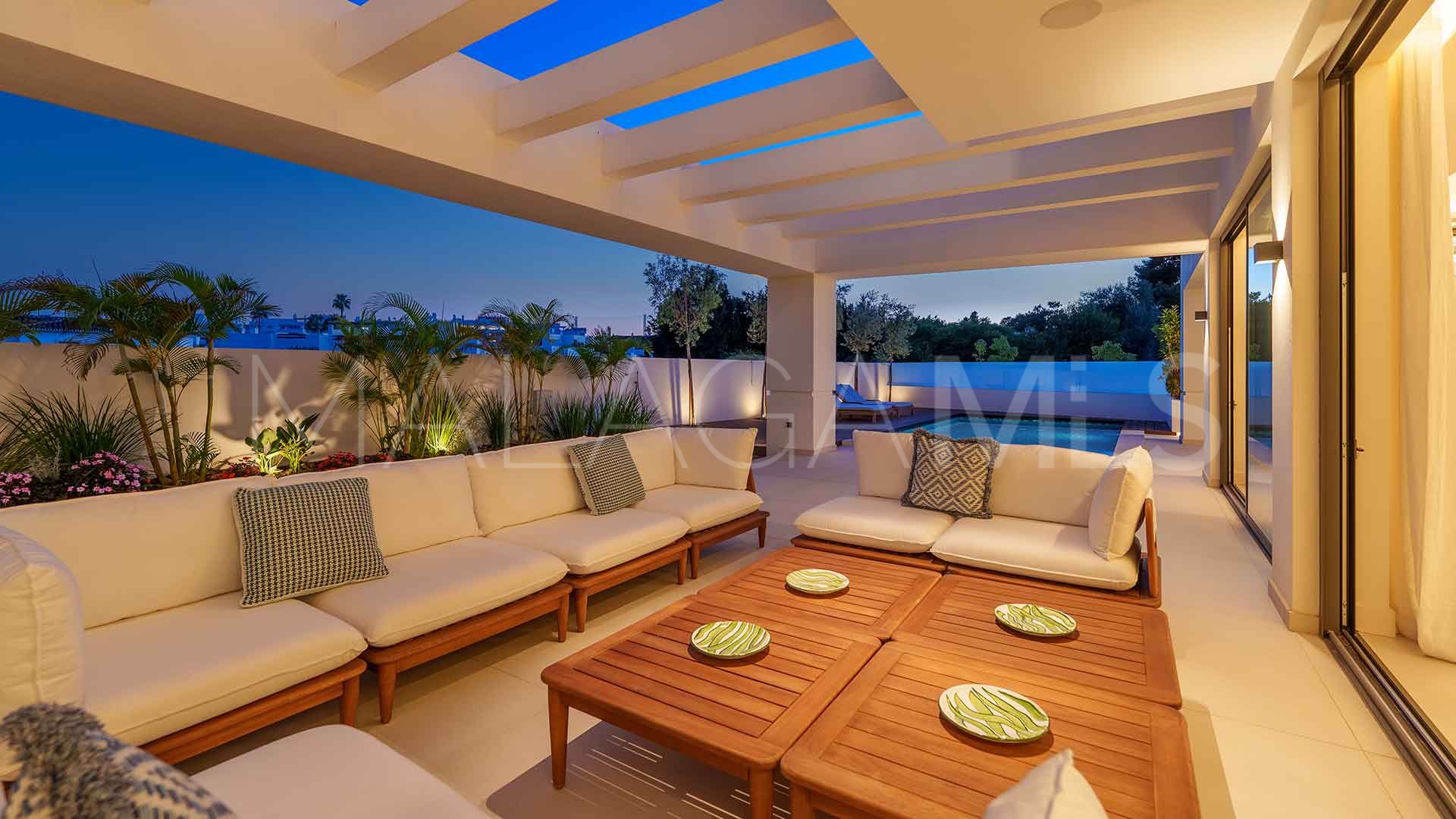 Villa for sale in Linda Vista Baja