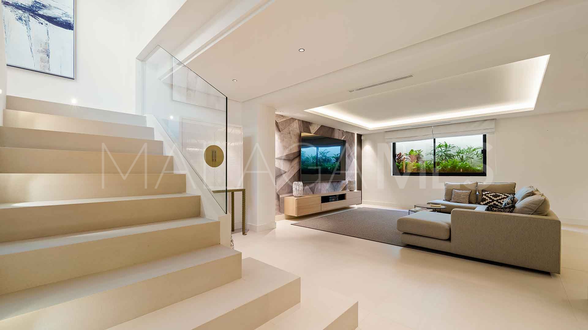 Villa for sale in Linda Vista Baja