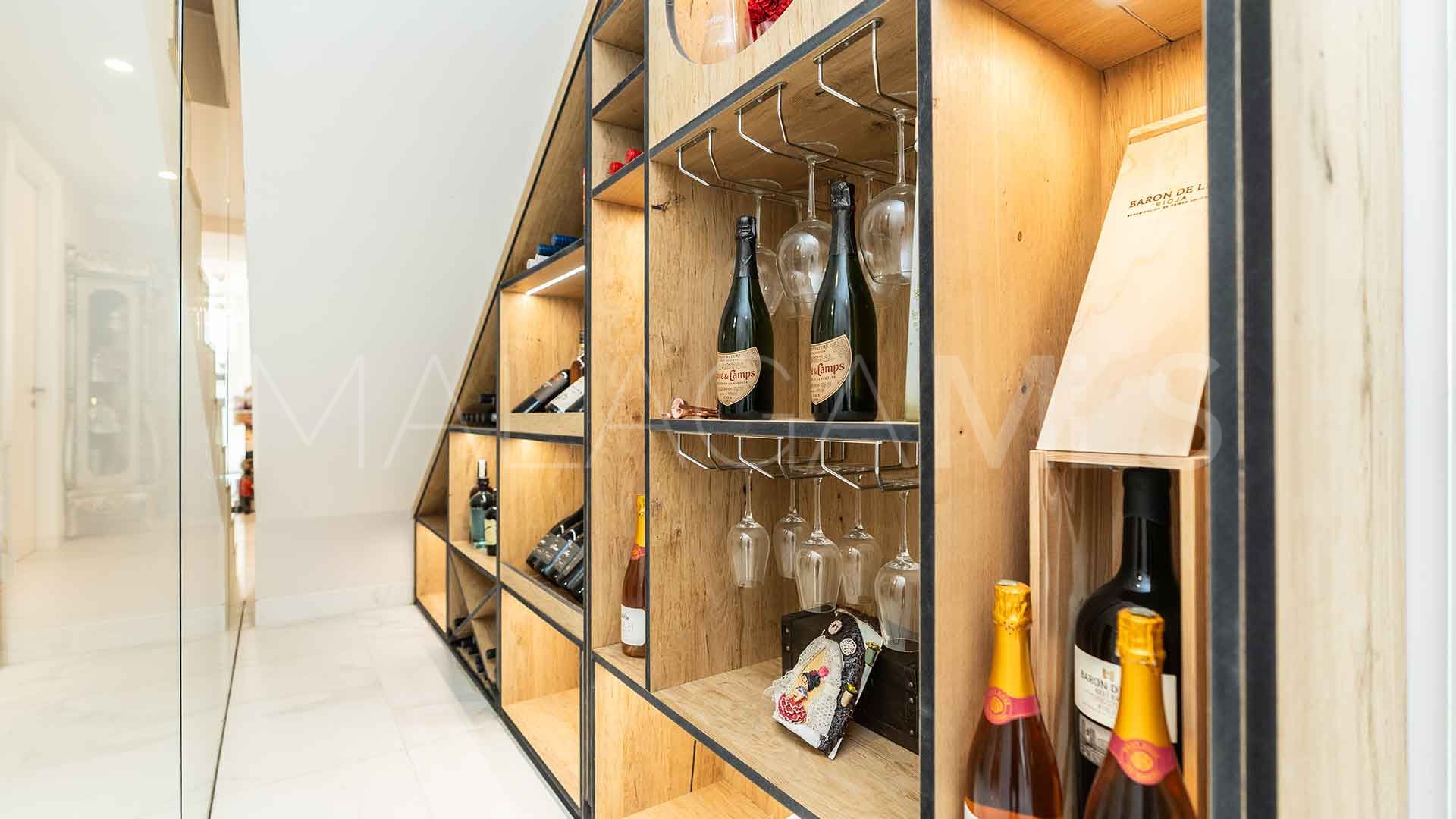 Villa for sale in El Chaparral