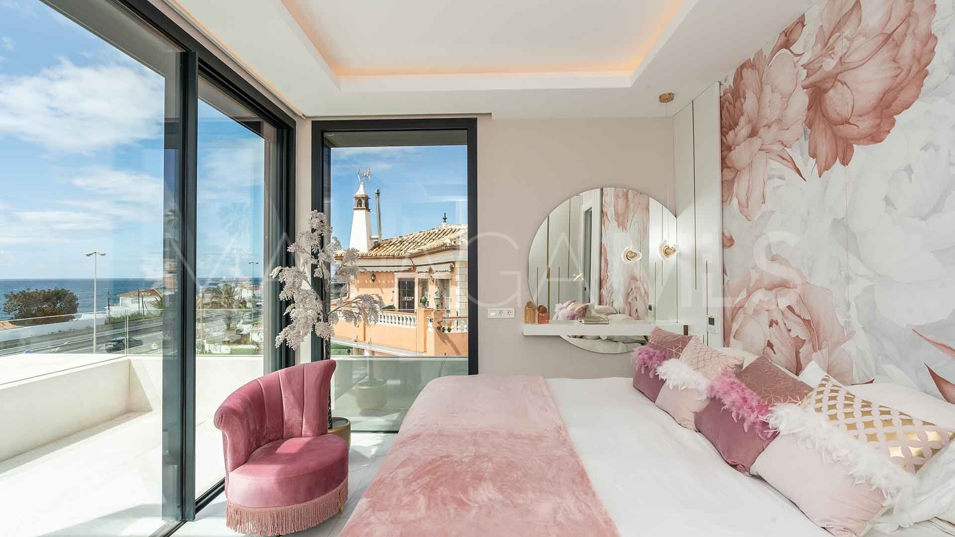 Villa for sale in El Chaparral
