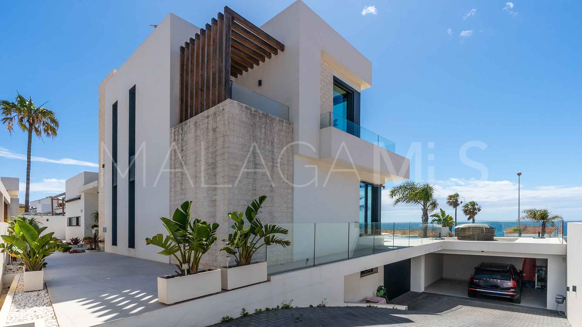 Villa for sale in El Chaparral