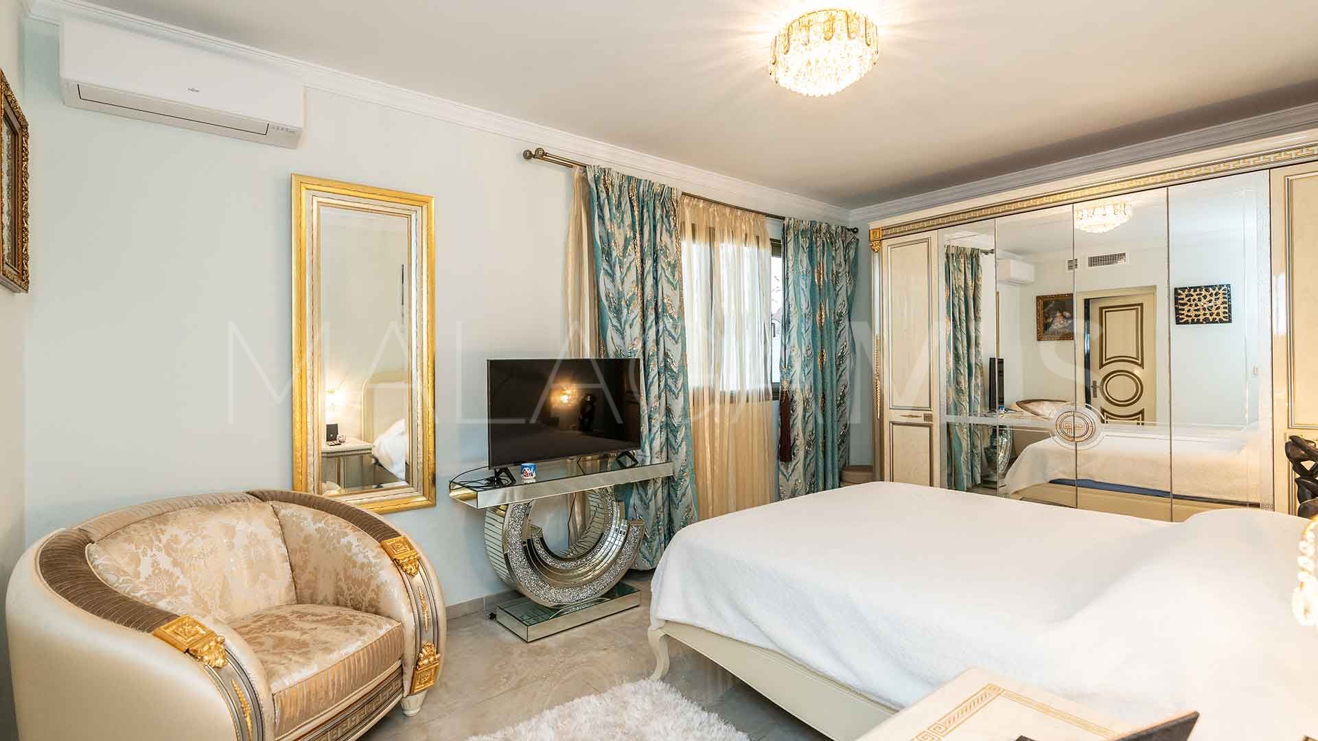 Villa for sale in Casablanca