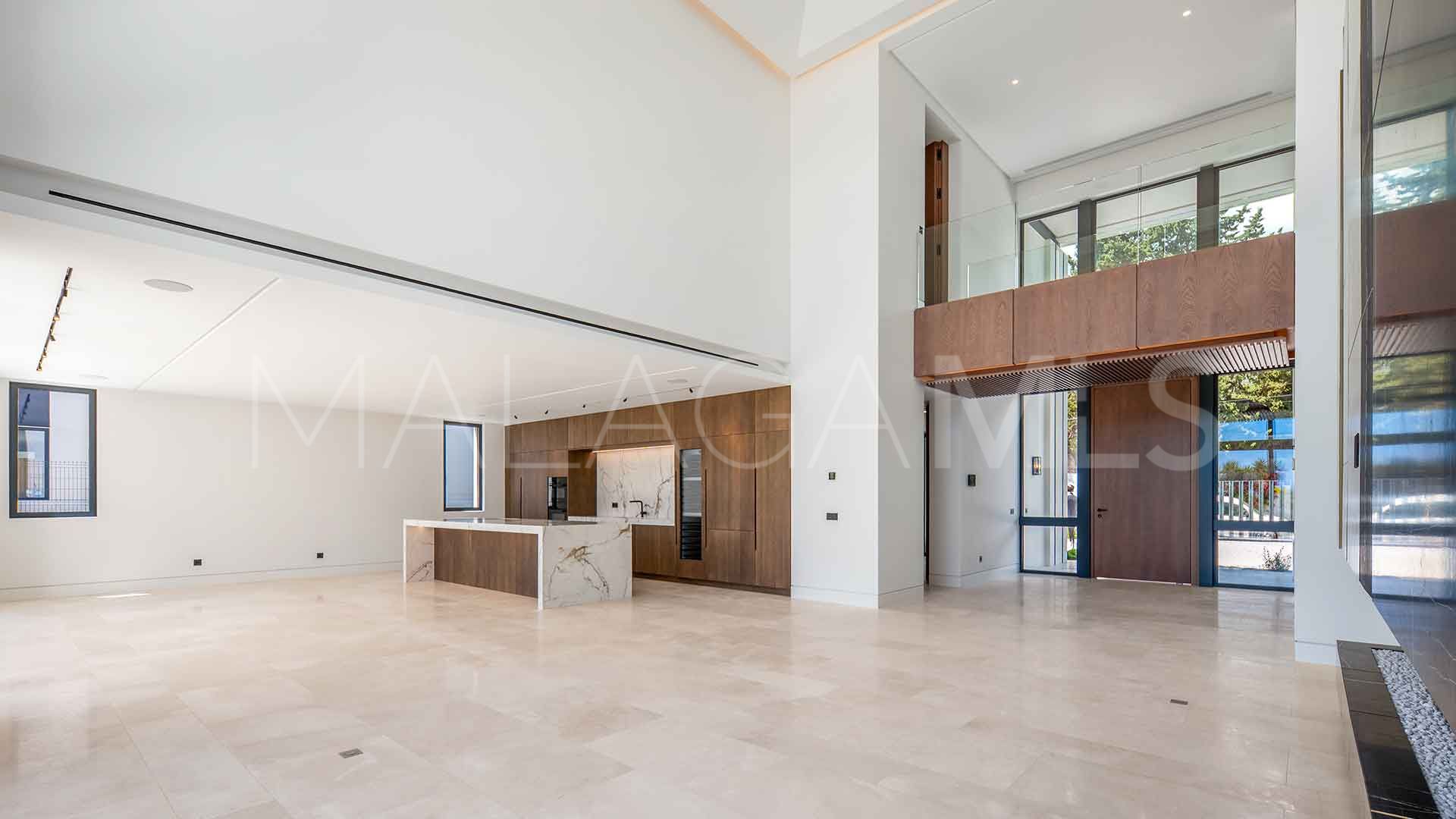 For sale villa in Rocio de Nagüeles with 6 bedrooms