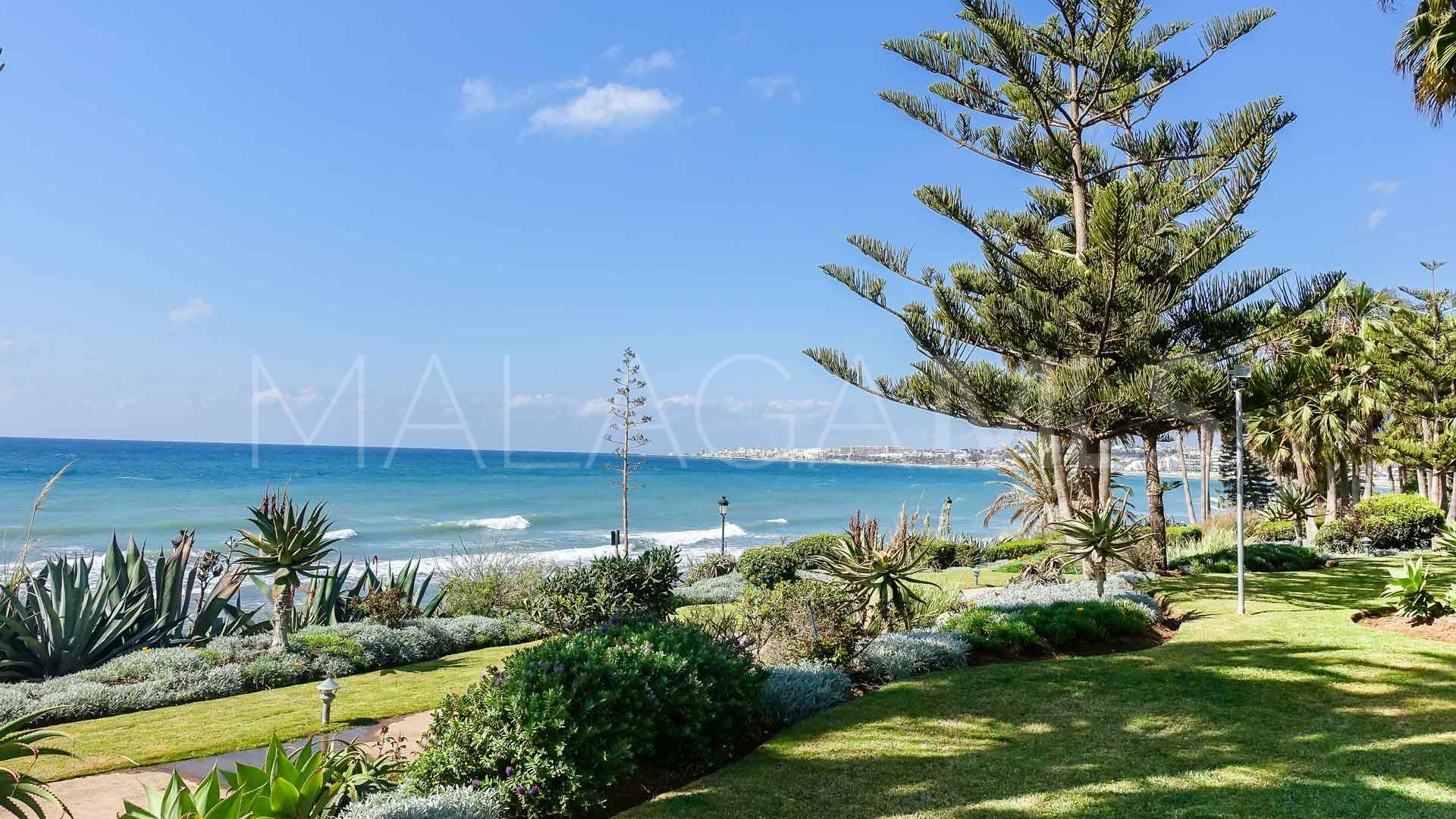 For sale villa in Rocio de Nagüeles with 6 bedrooms