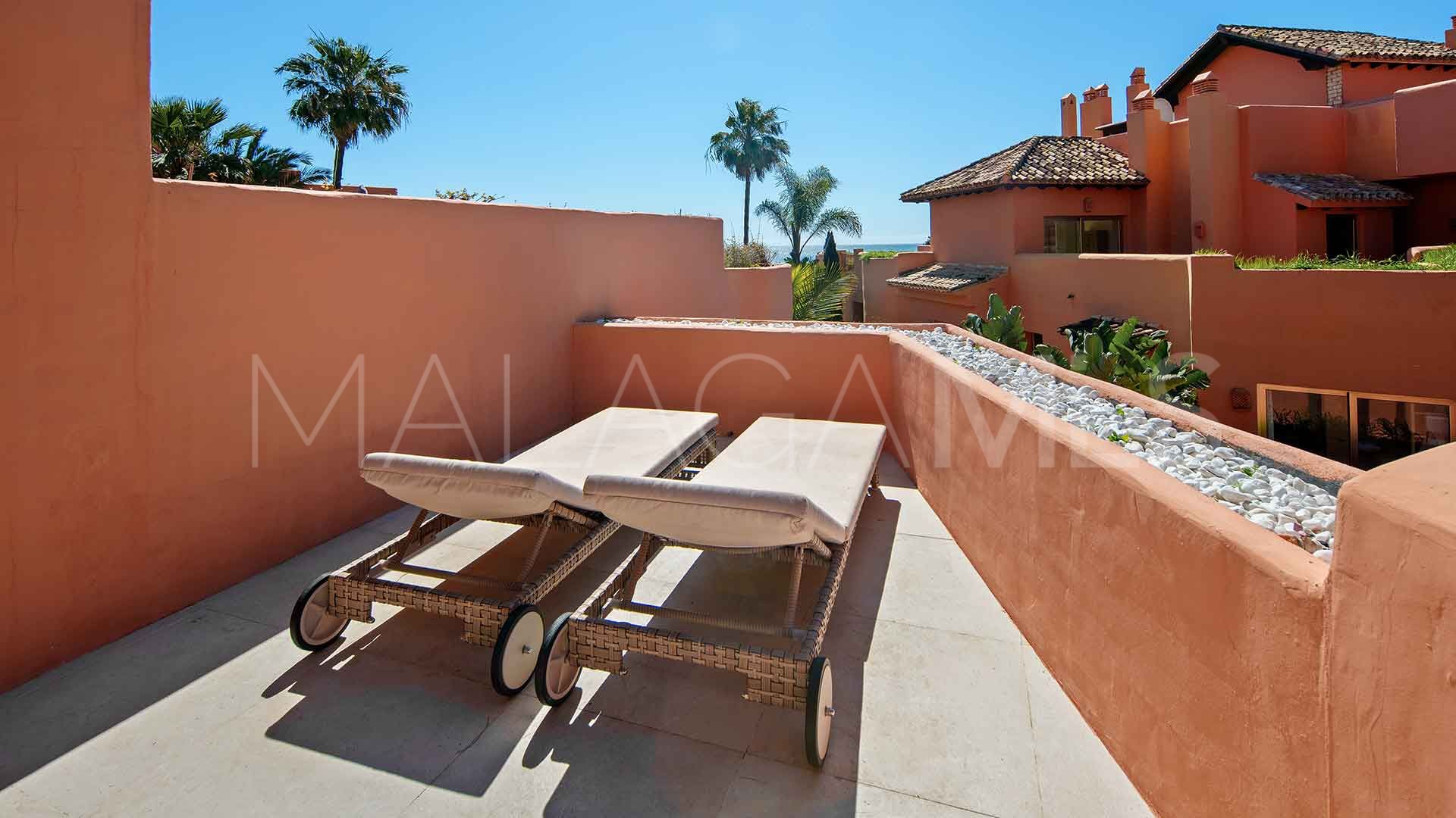 Buy duplex penthouse in La Morera