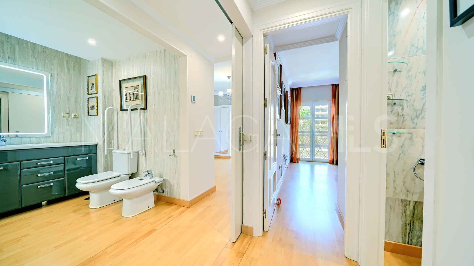 Wohnung for sale in Atrium