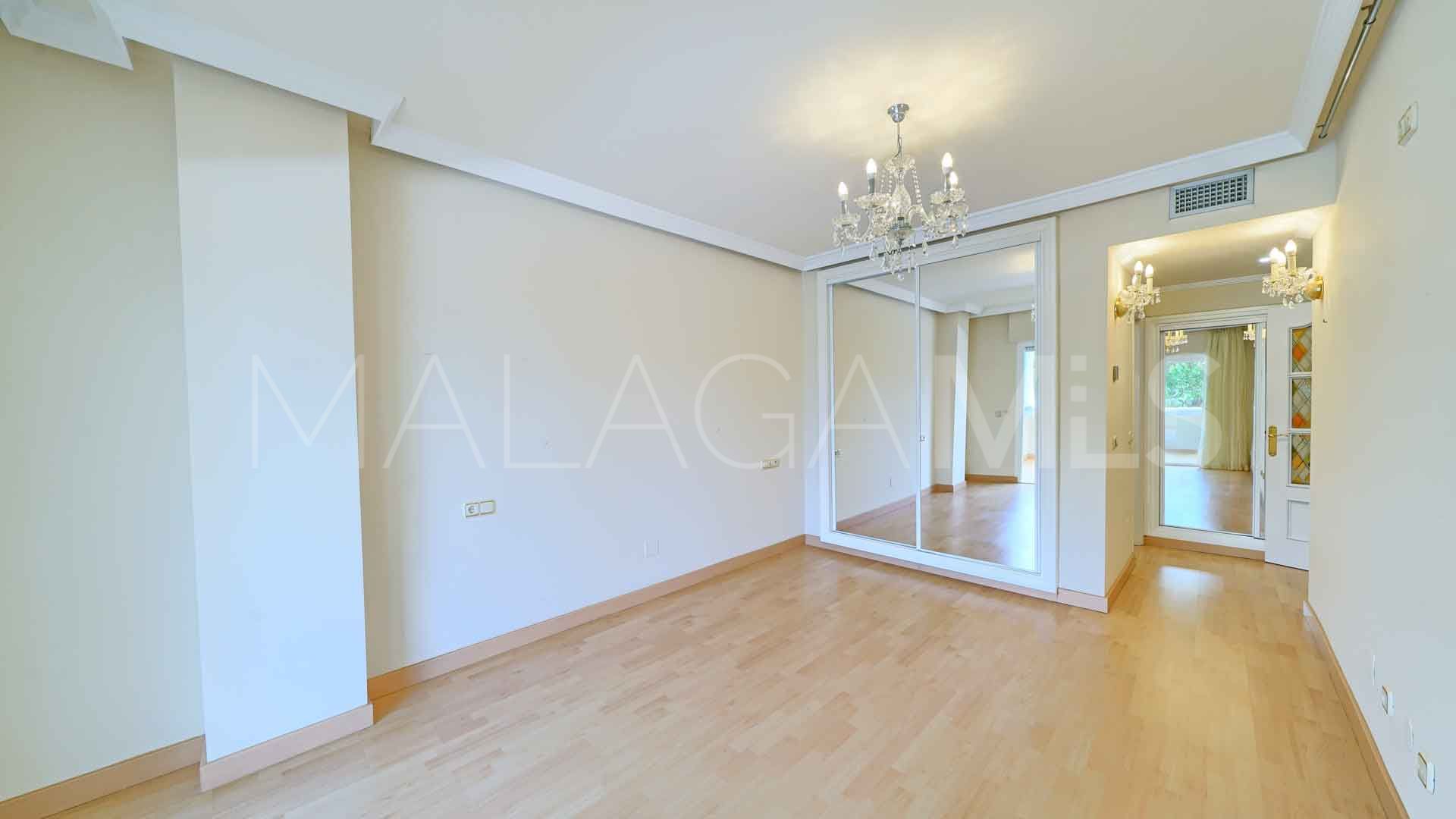 Wohnung for sale in Atrium
