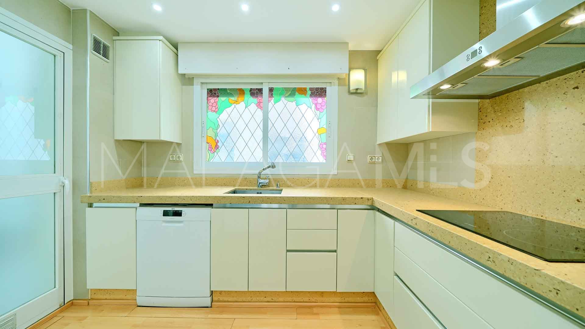 Wohnung for sale in Atrium