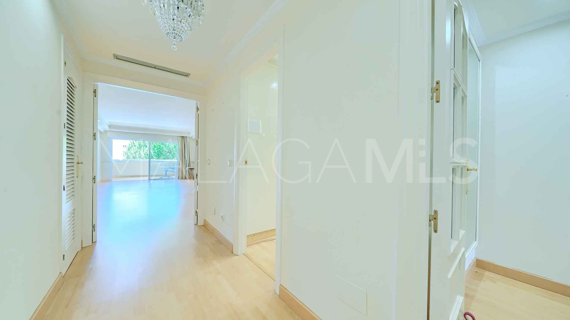 Wohnung for sale in Atrium