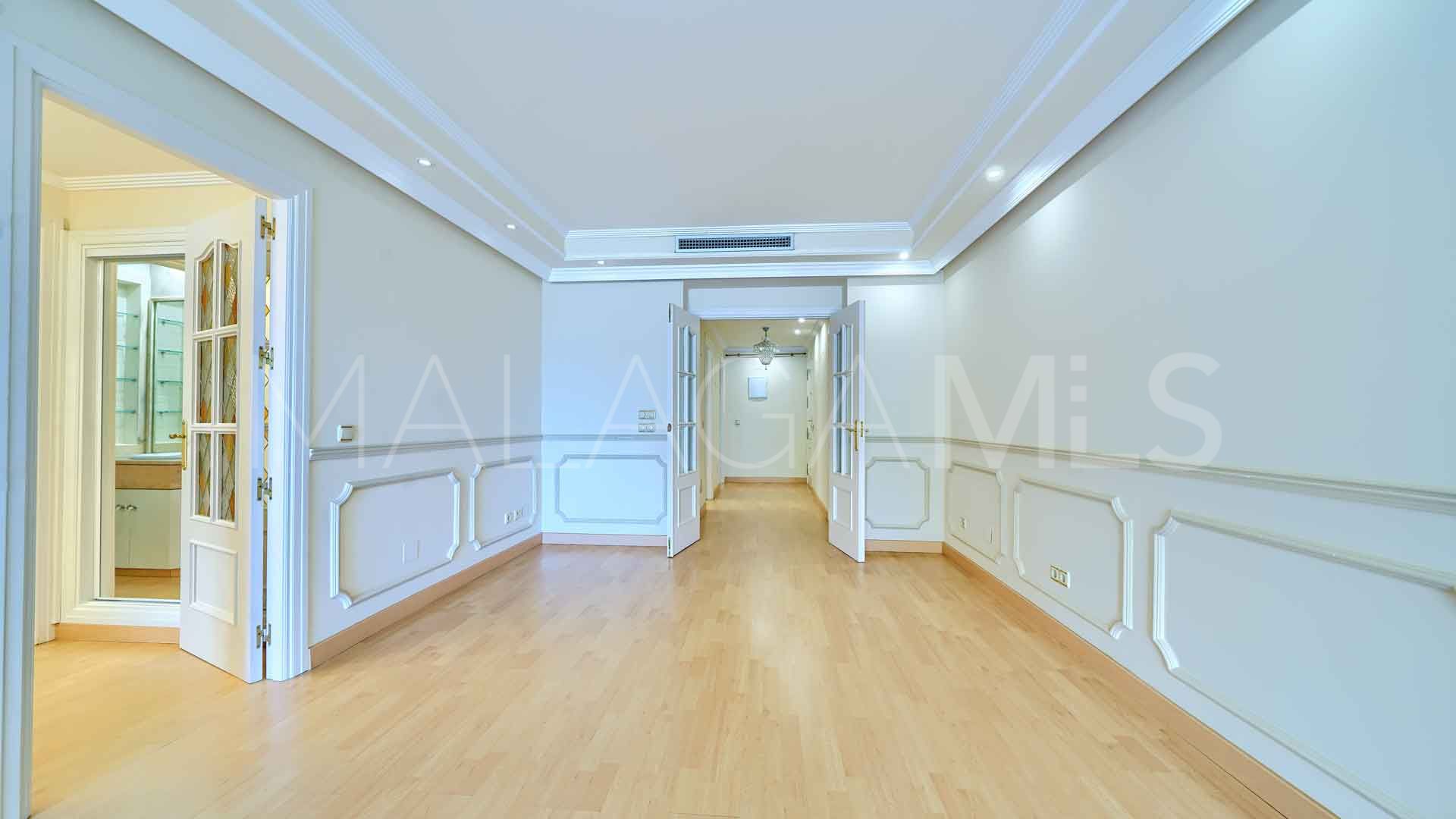 Wohnung for sale in Atrium