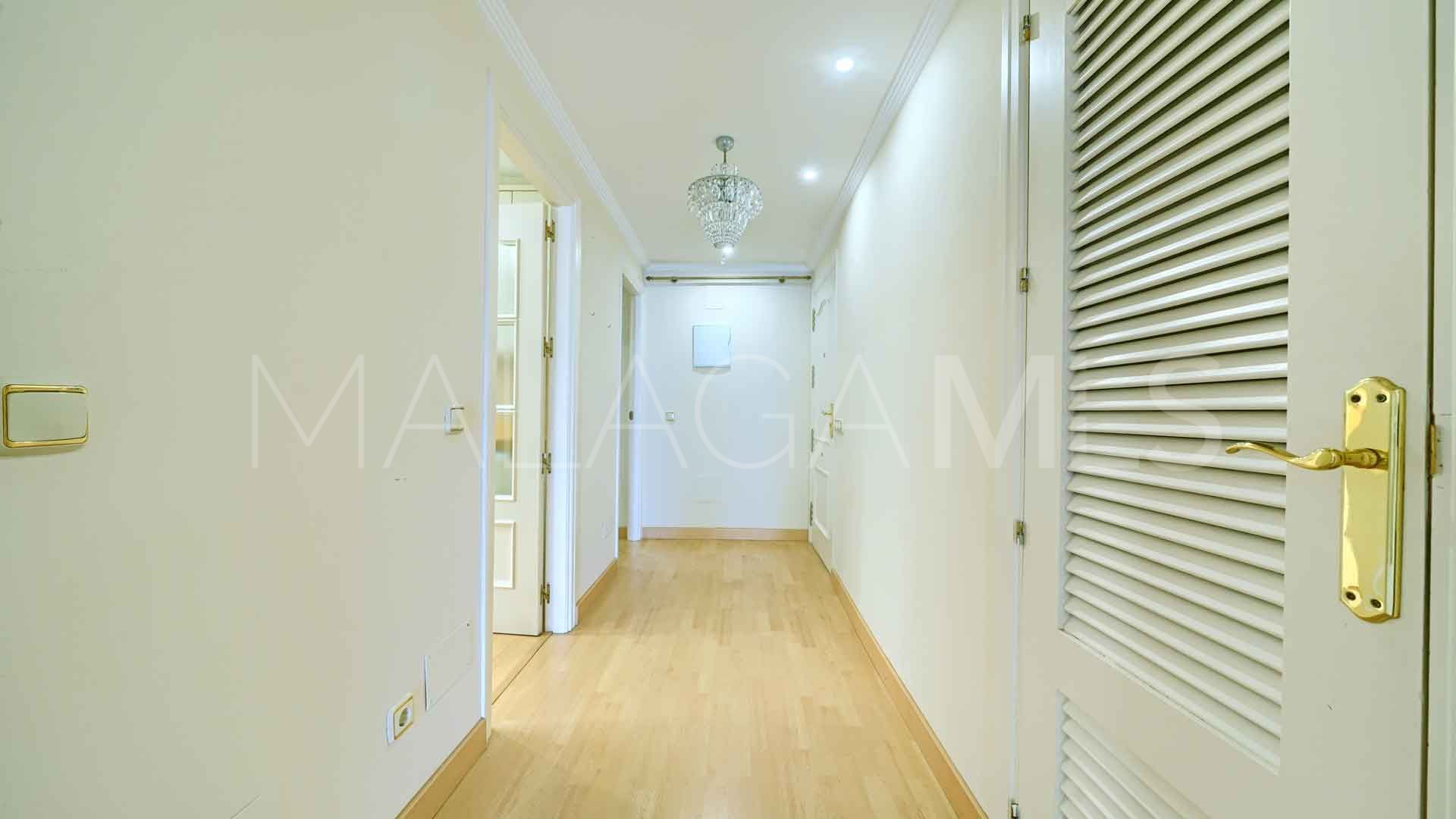 Wohnung for sale in Atrium