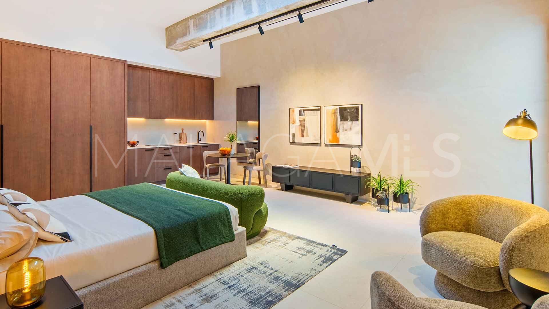 For sale villa with 5 bedrooms in Nueva Andalucia