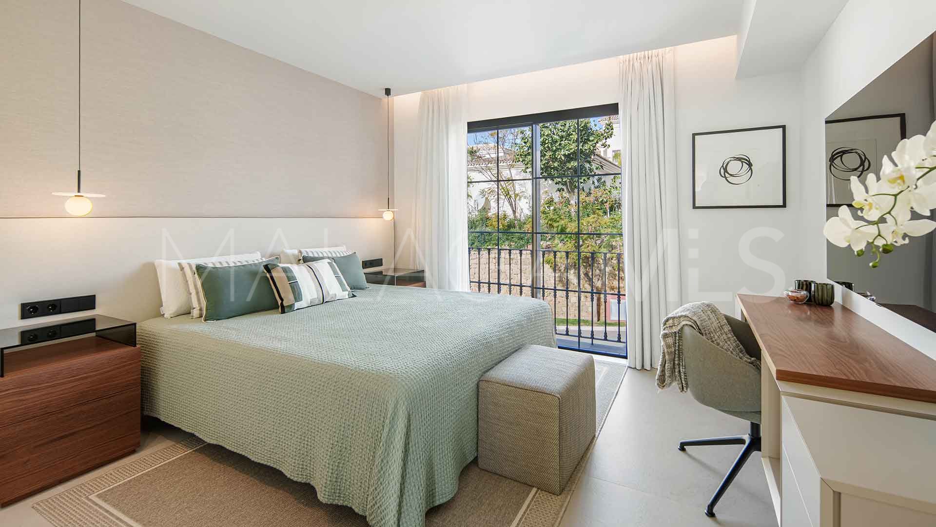 Buy atico duplex de 2 bedrooms in Monte Halcones