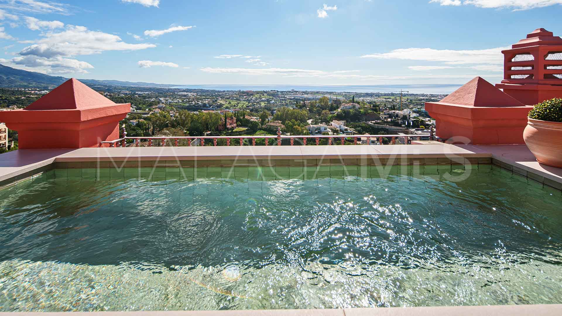 Buy atico duplex de 2 bedrooms in Monte Halcones