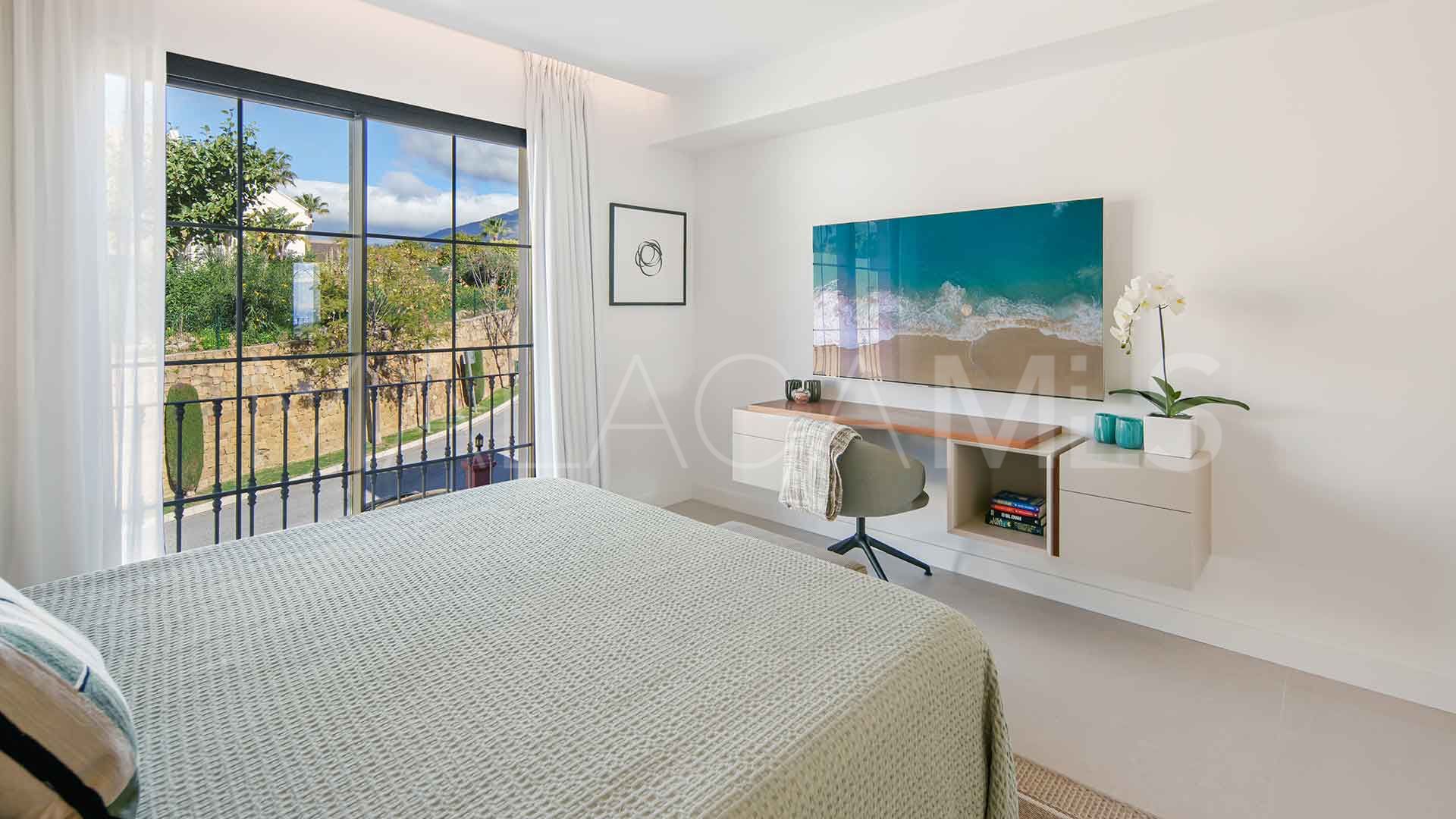 Buy atico duplex de 2 bedrooms in Monte Halcones