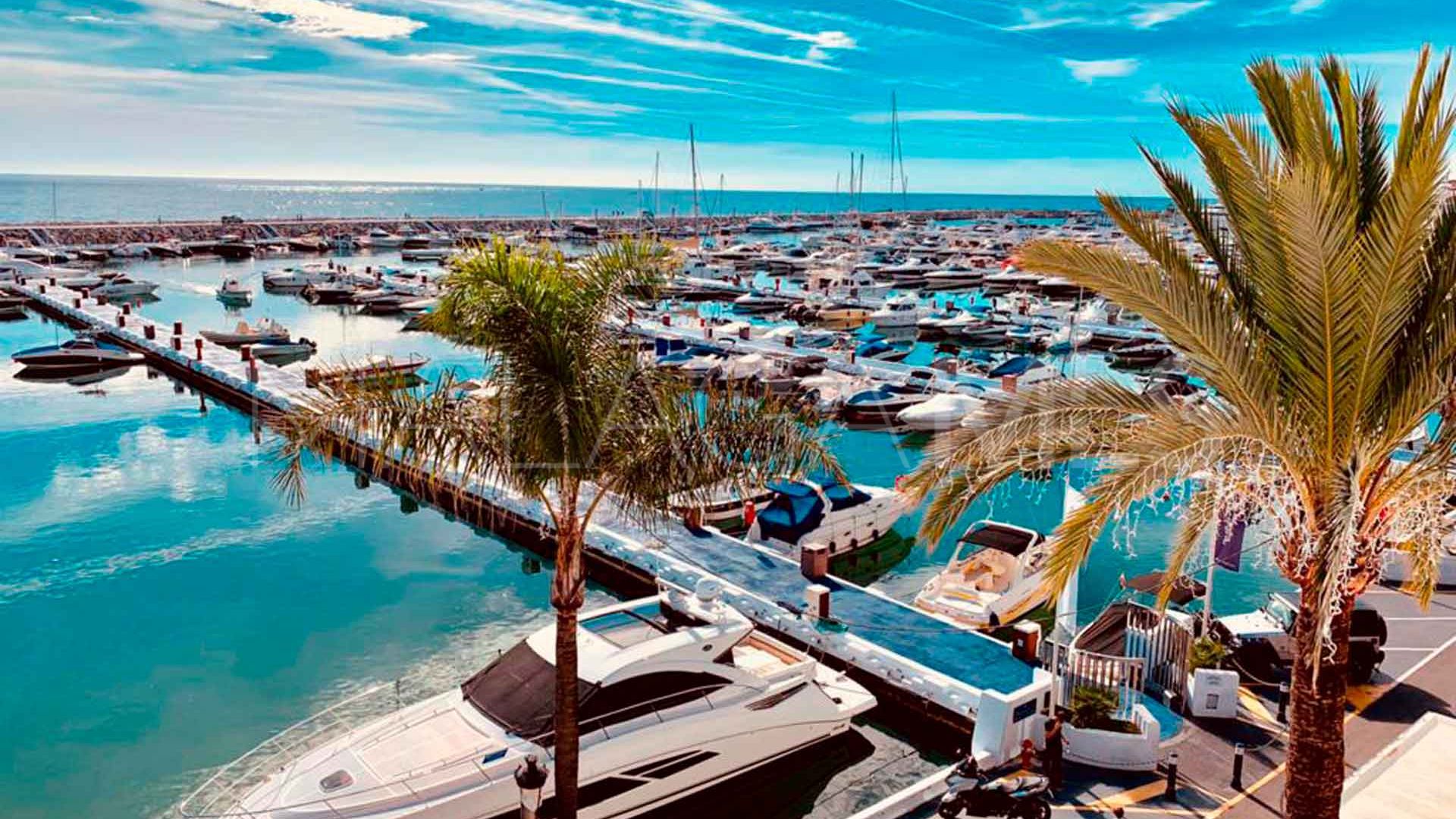 Buy atico duplex de 2 bedrooms in Monte Halcones