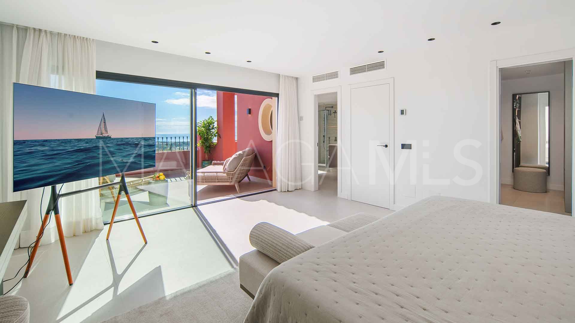 Buy atico duplex de 2 bedrooms in Monte Halcones