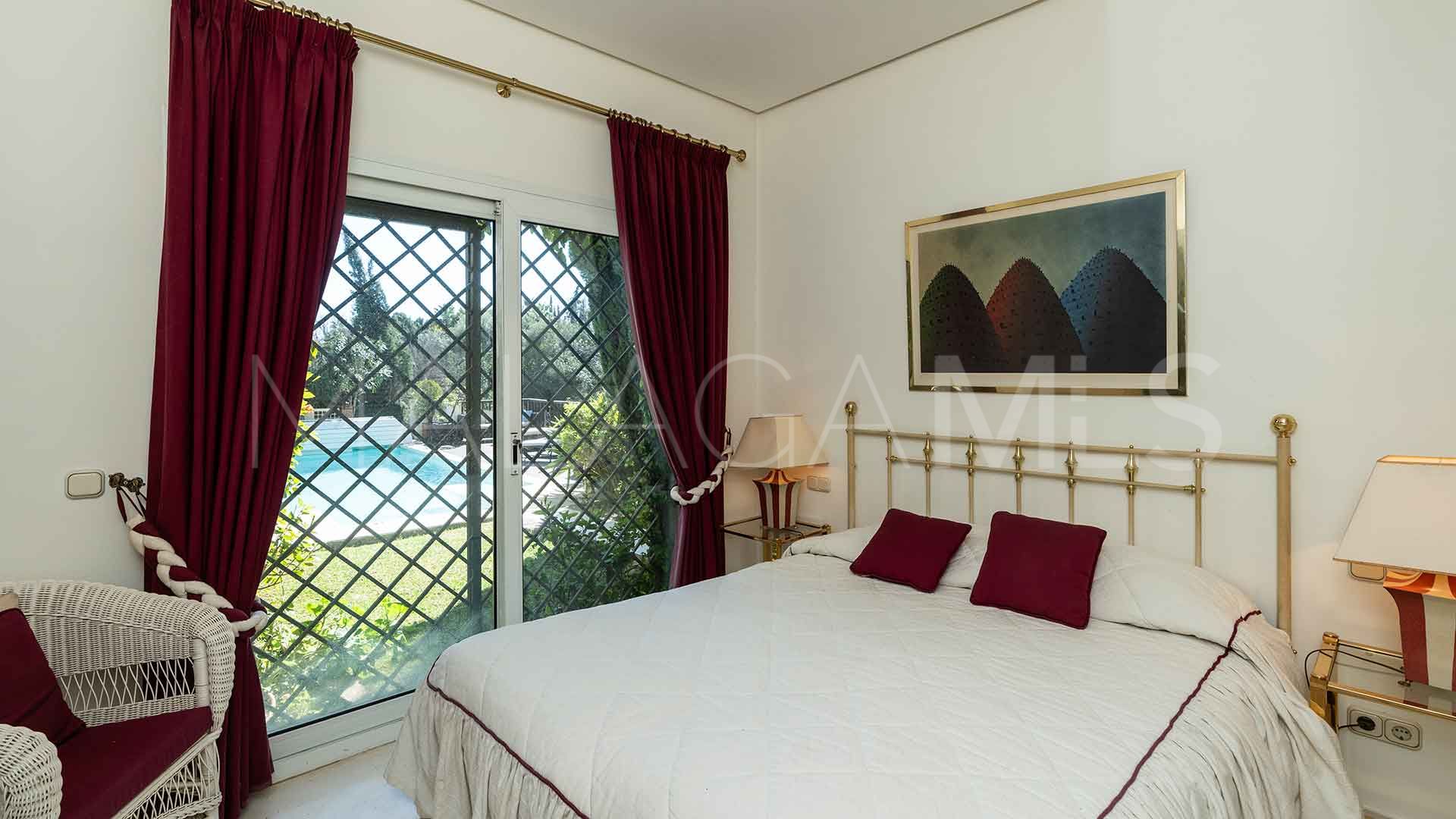 Villa for sale in Nagüeles