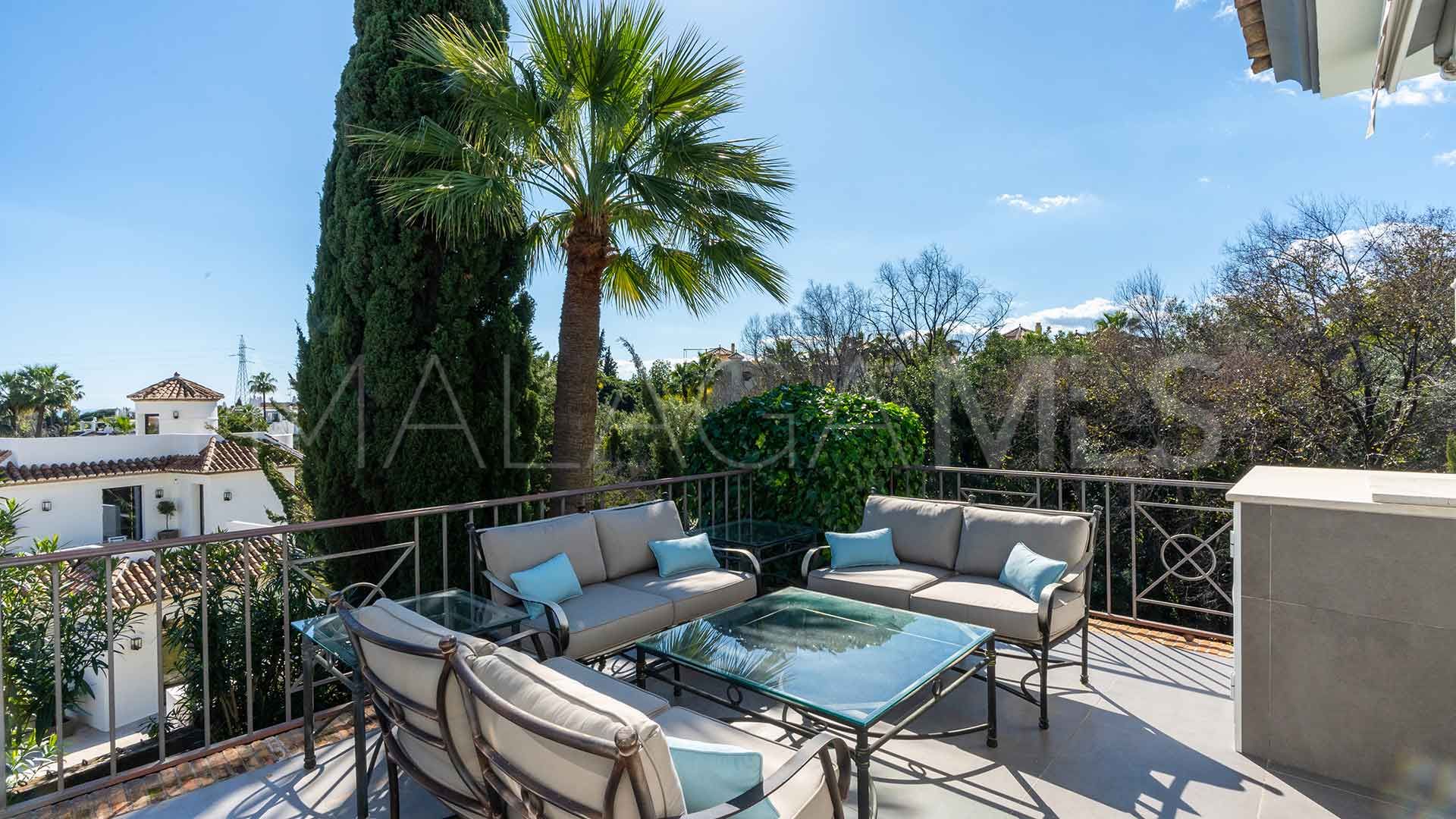 Villa for sale in Nagüeles