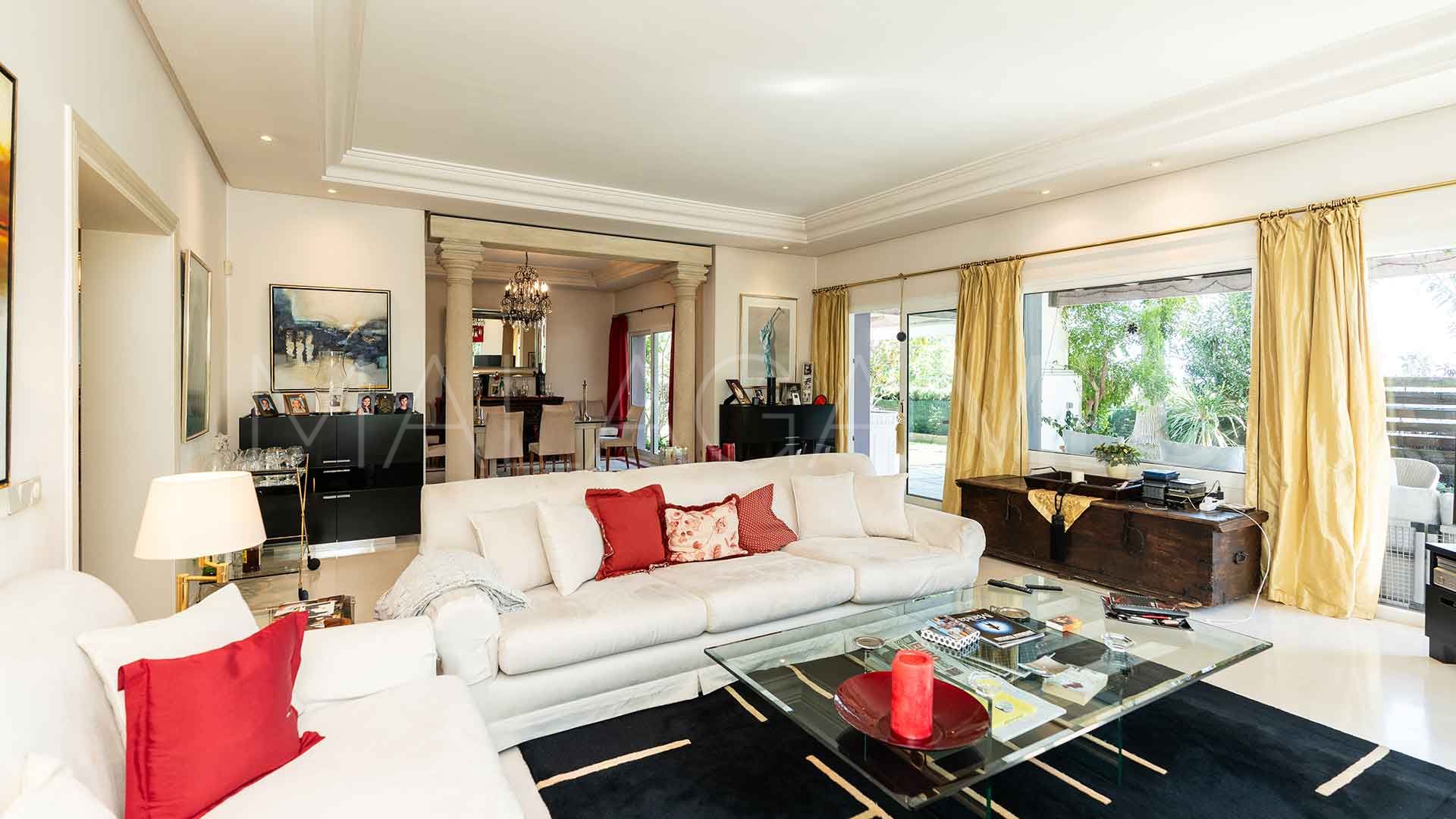 Villa for sale in Nagüeles