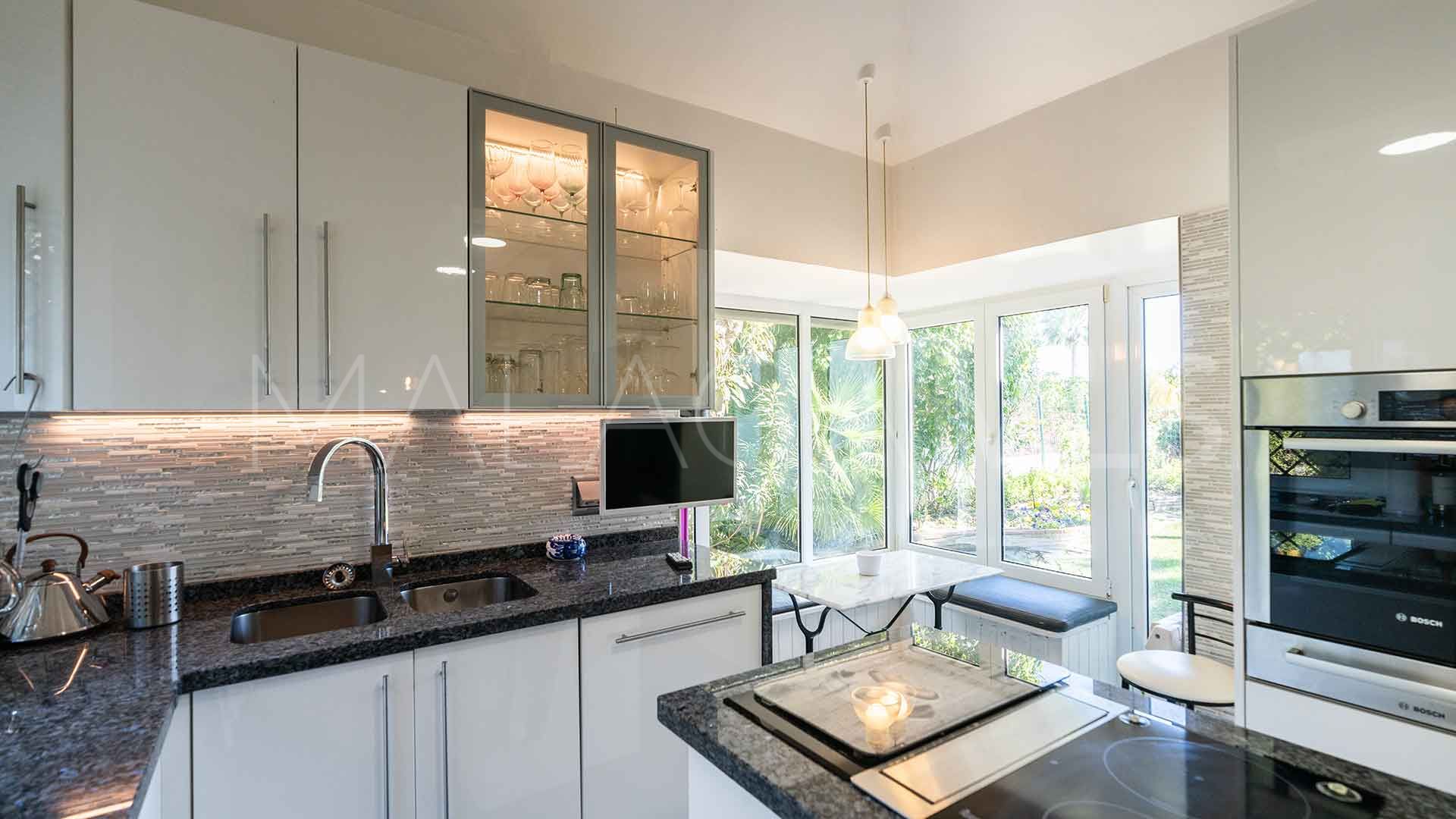 Villa for sale in Nagüeles