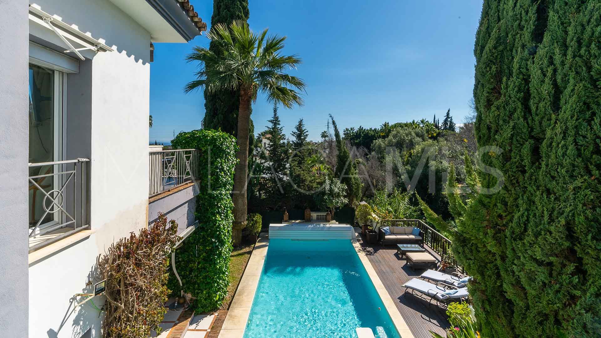 Villa for sale in Nagüeles