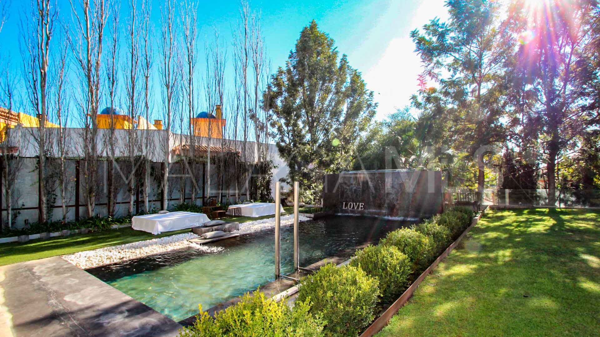 Villa for sale in Atalaya Golf