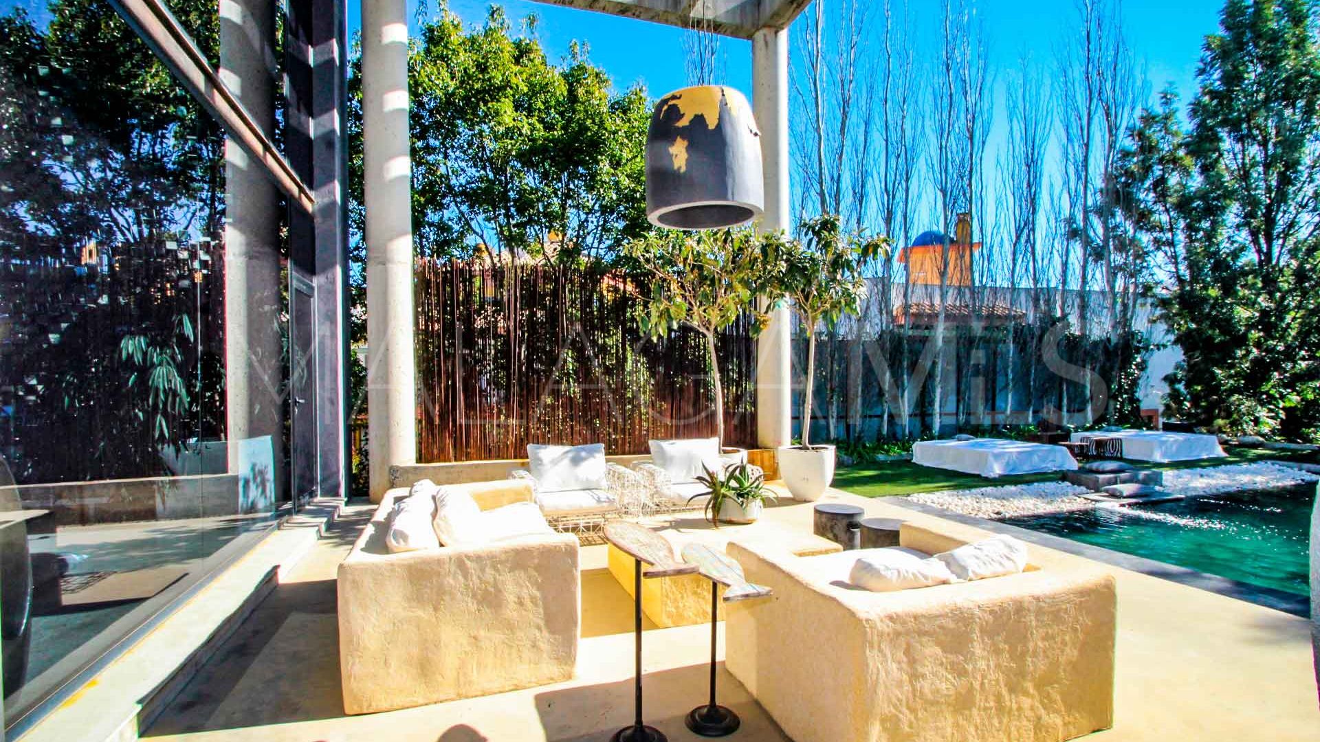 Villa for sale in Atalaya Golf