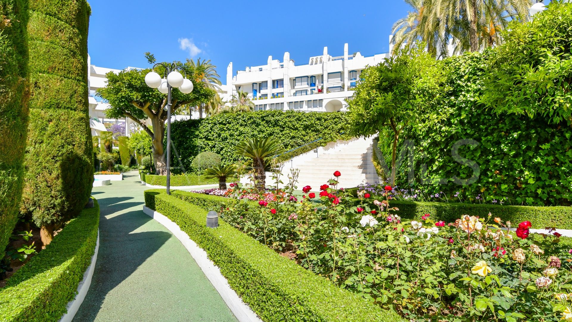 Erdgeschosswohnung for sale in Marbella House