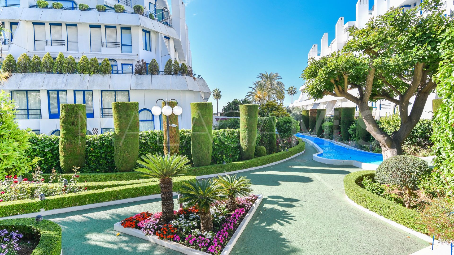 Erdgeschosswohnung for sale in Marbella House