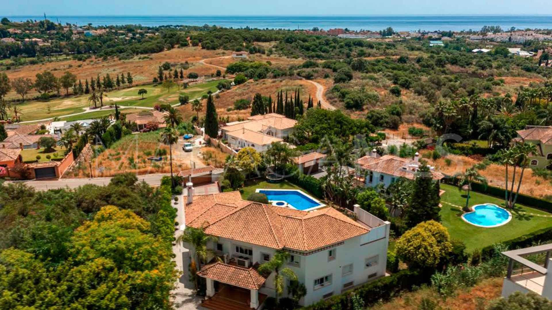 Villa for sale in Paraiso Alto